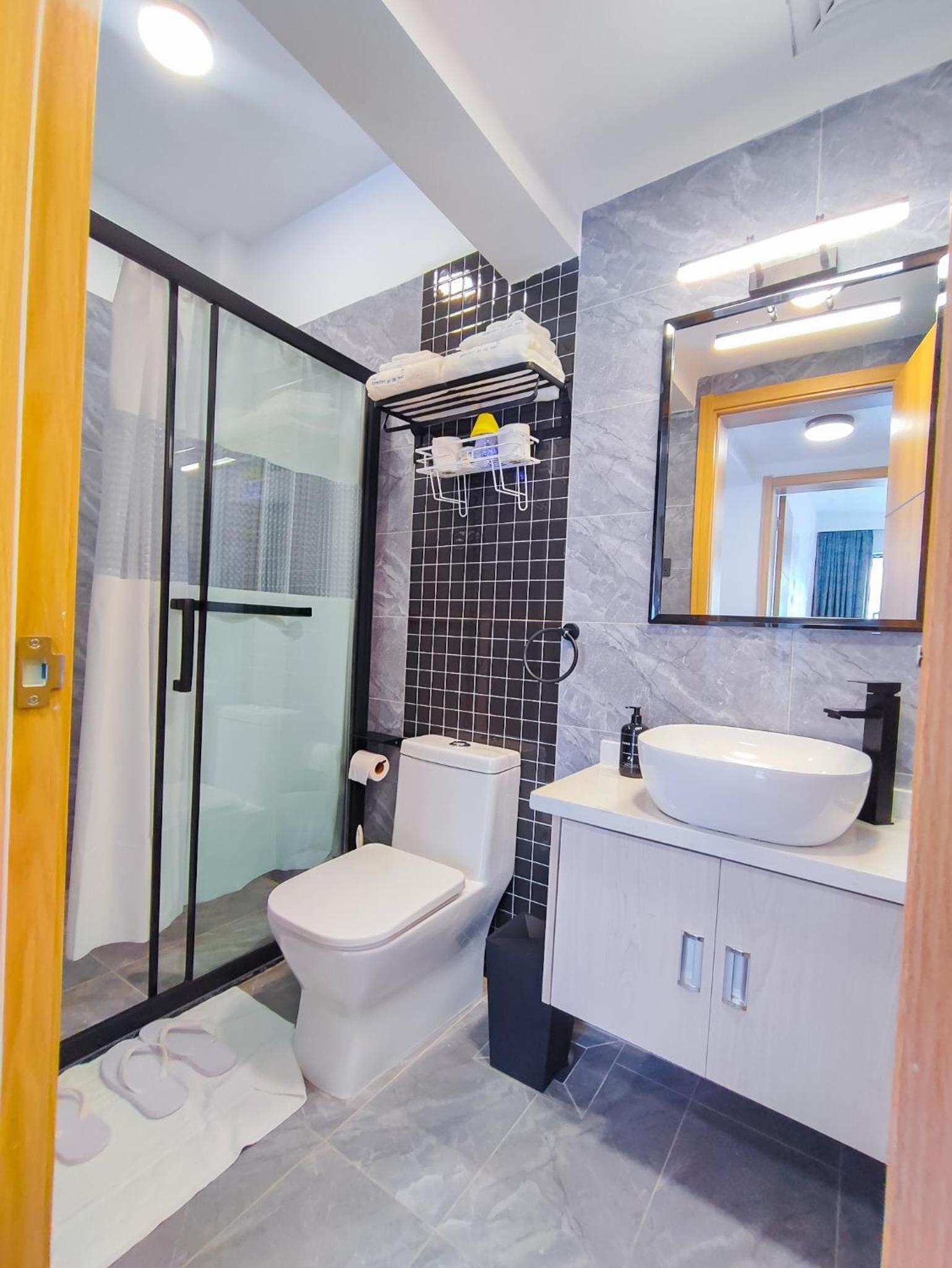LaMeg Furnished 1 Br Kilimani view 2