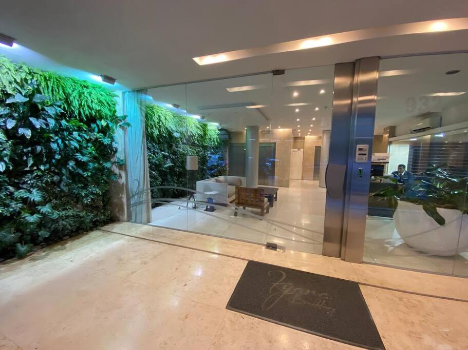 Impecable estudio en lujoso edificio en Caballito