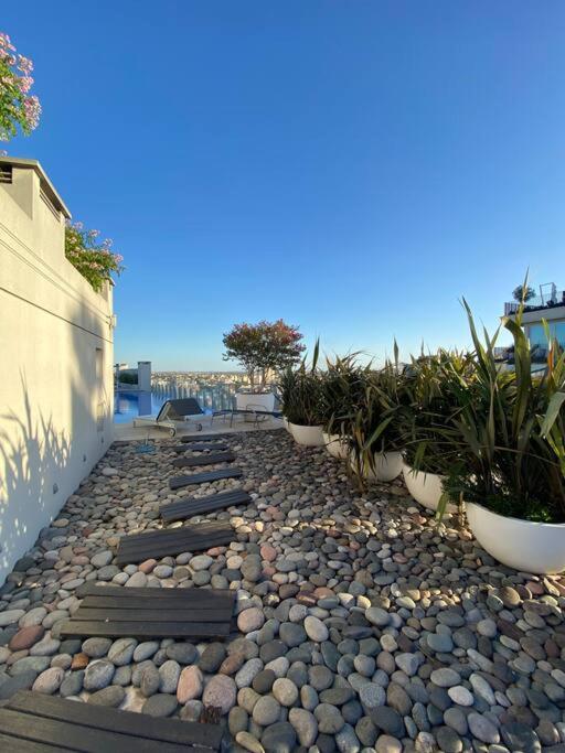 Impecable estudio en lujoso edificio en Caballito