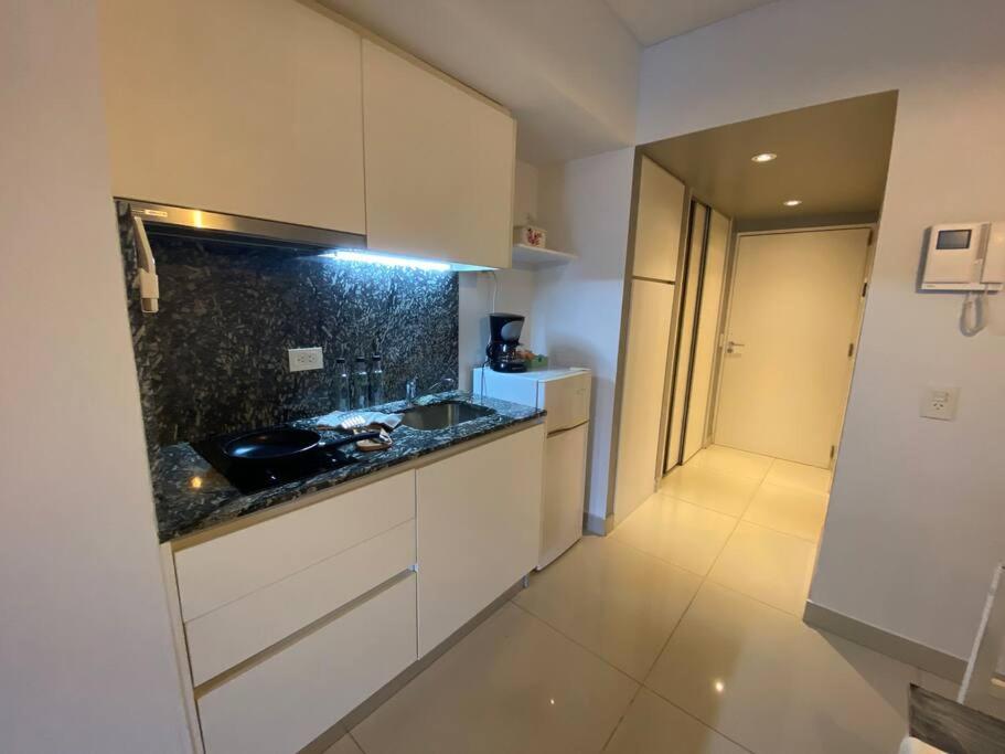 Impecable estudio en lujoso edificio en Caballito