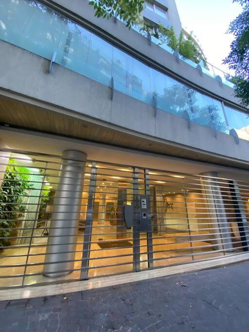 Impecable estudio en lujoso edificio en Caballito