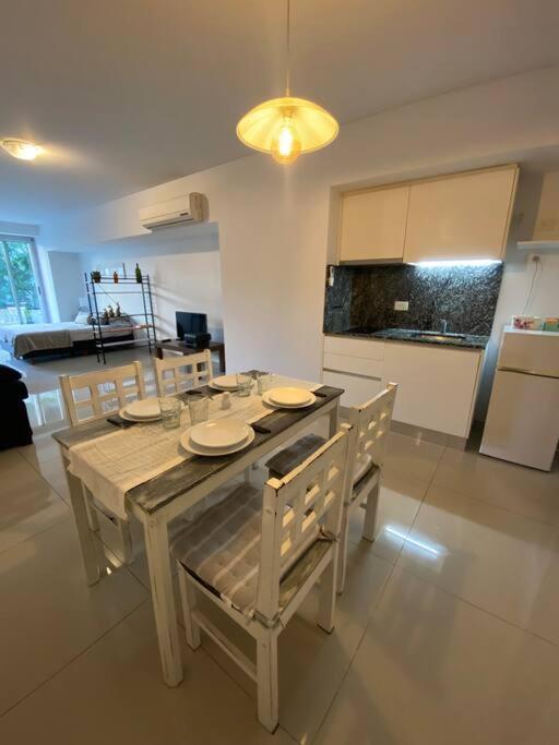 Impecable estudio en lujoso edificio en Caballito