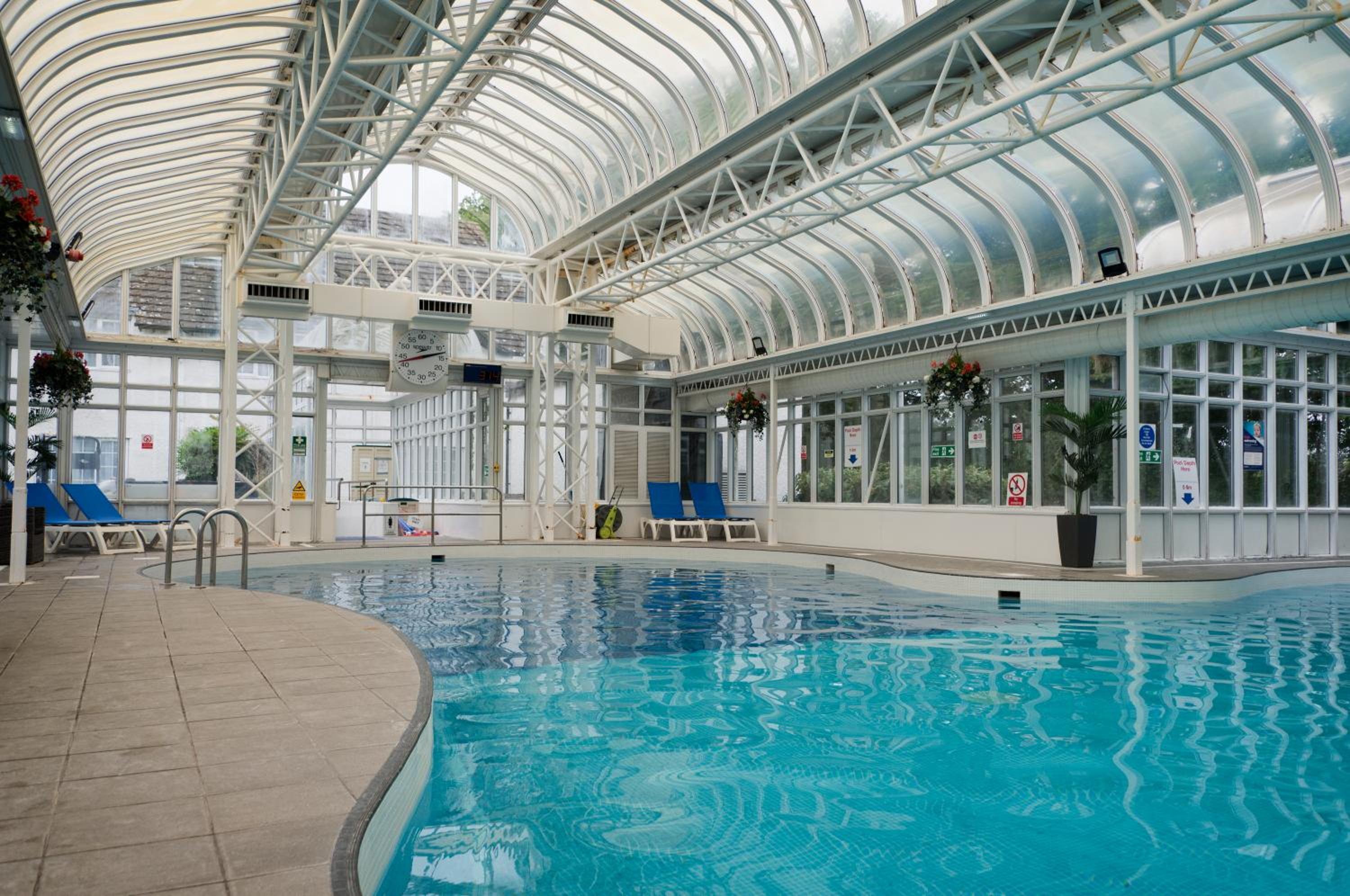 Hook Vacations - Basingstoke Country Hotel  Spa - Property Image 1