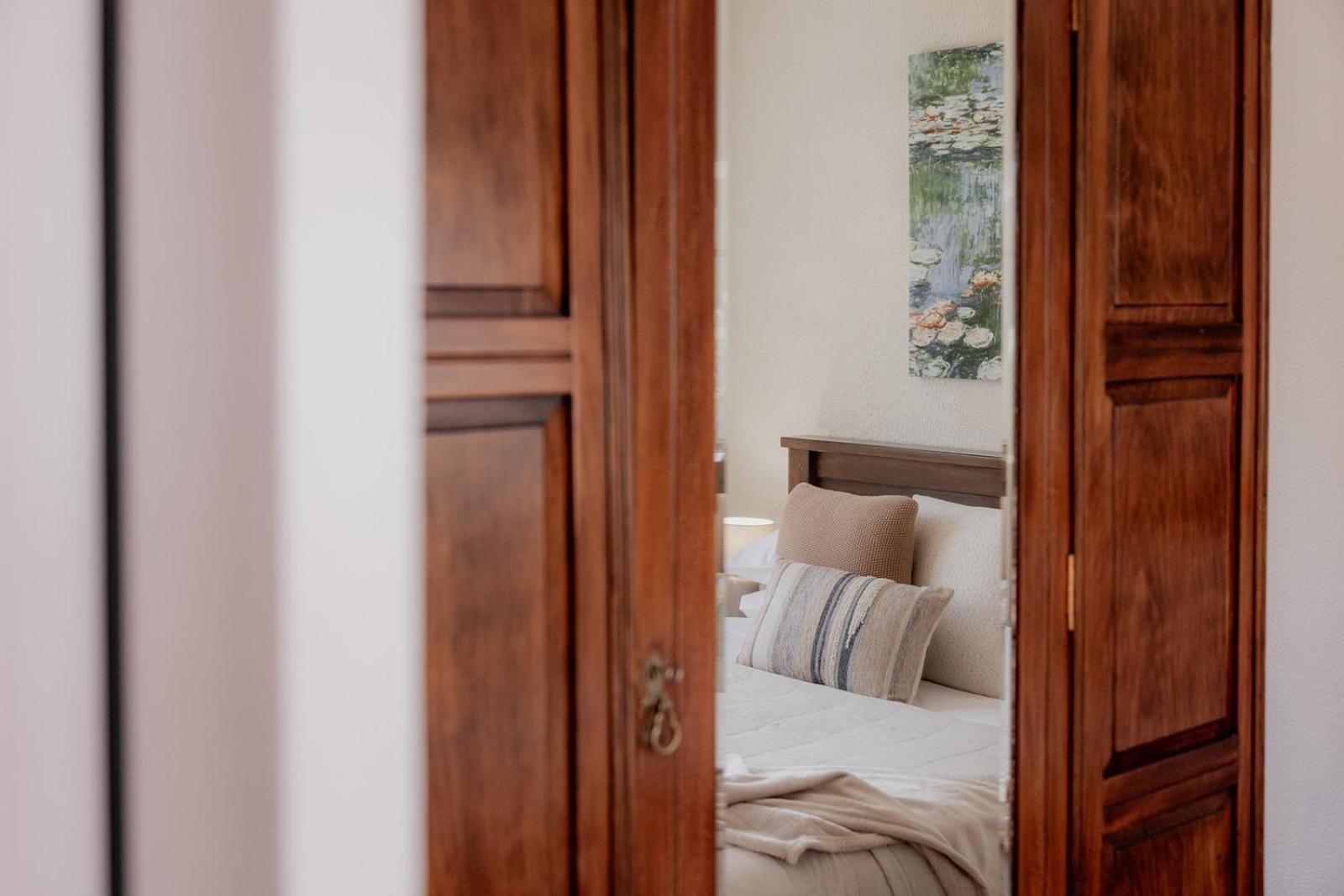 Stay steps from Salamanca in historical cottage