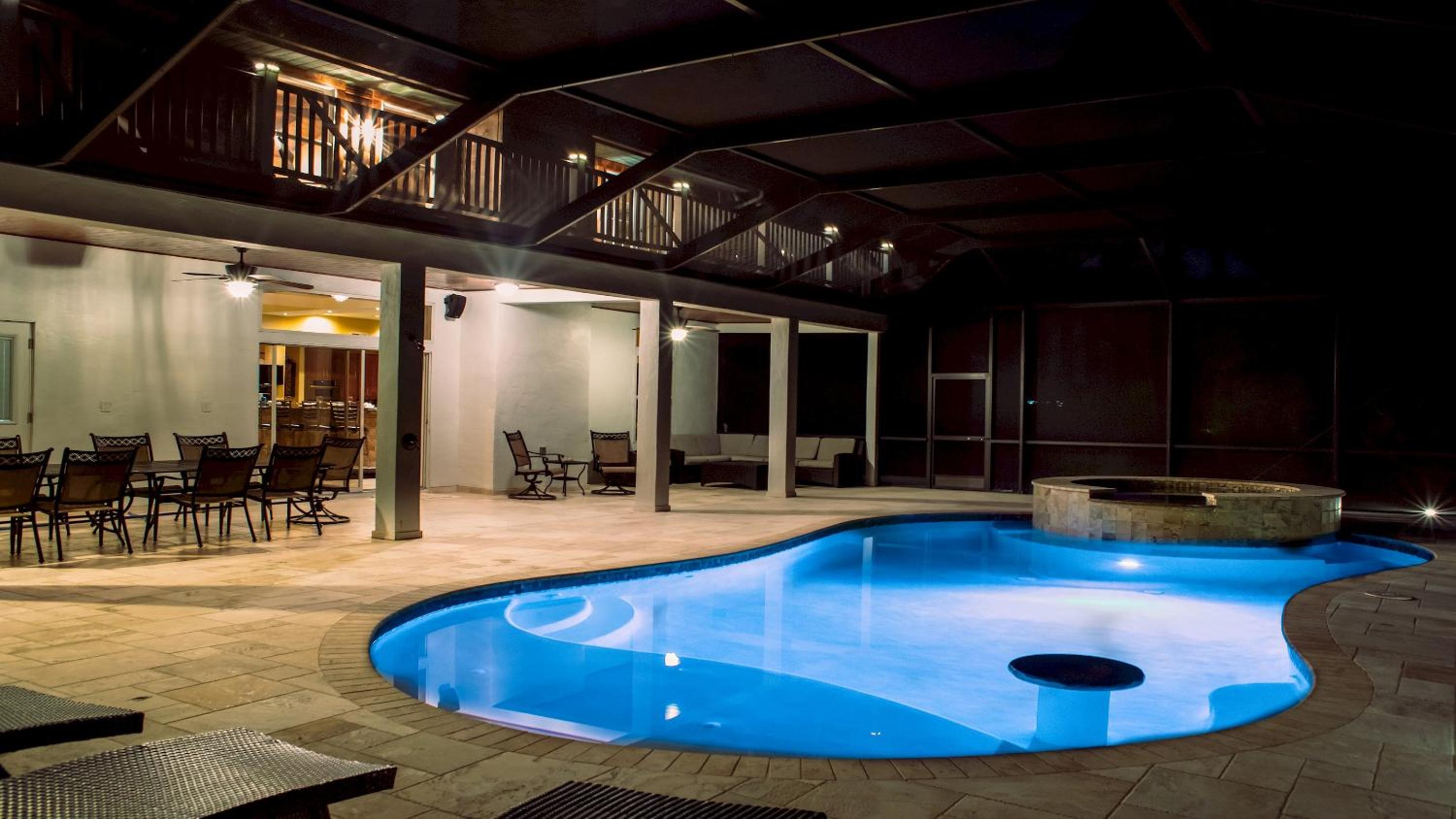 Arabella Ranch gas heated PoolSpa in the Nature view 2