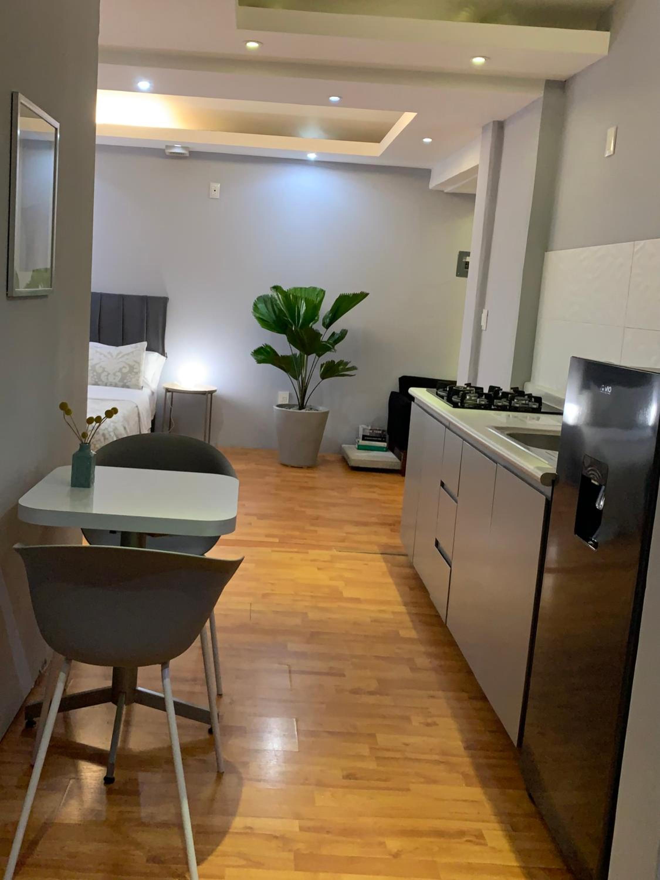 Practico y confortable estudio-LOFT excelente zona photo 3