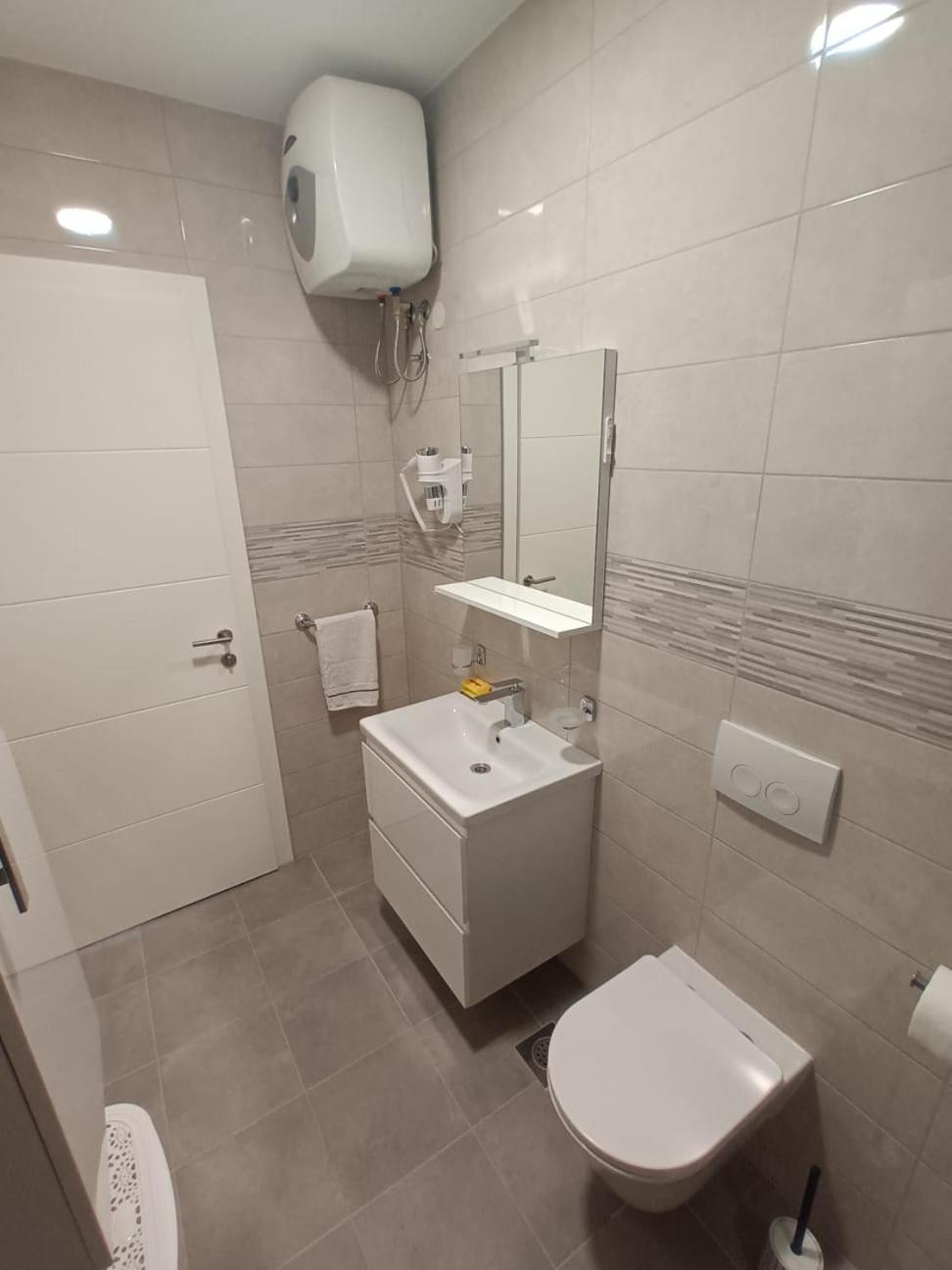 Apartmani Lucija