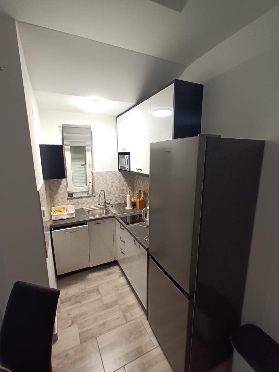 Apartmani Lucija
