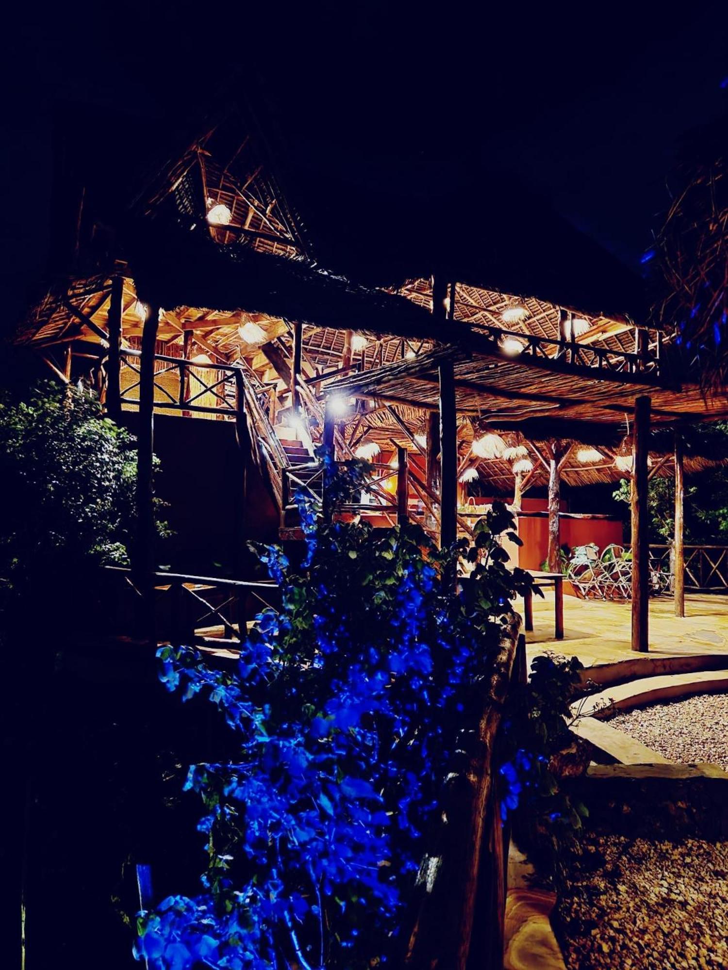 MONKEY MOUNTAIN LODGE