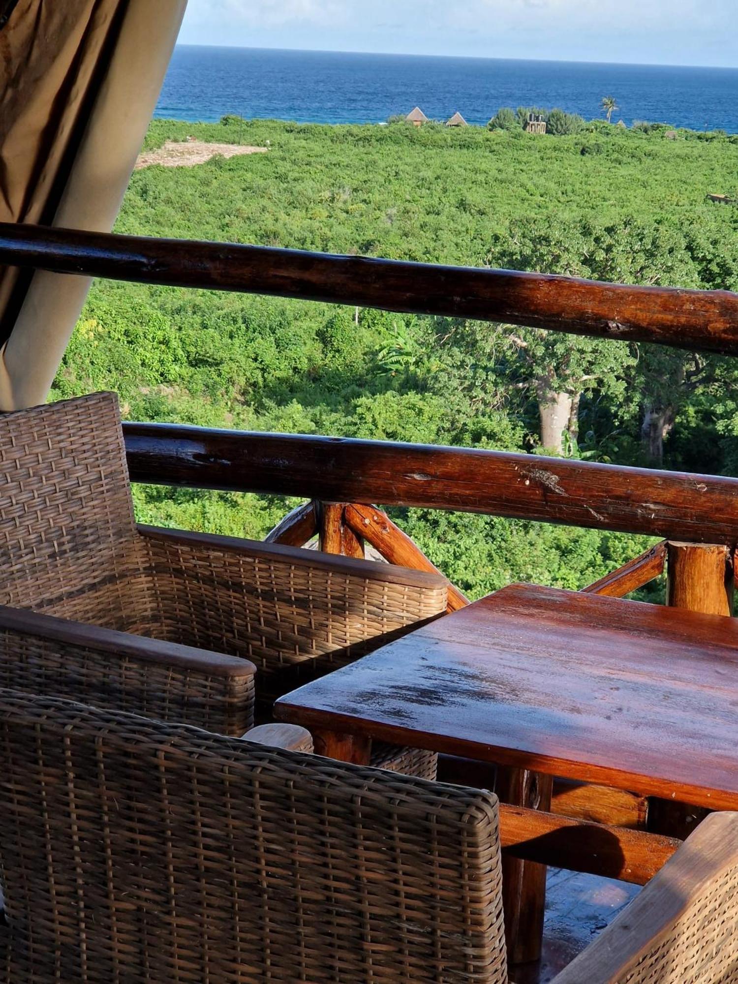 MONKEY MOUNTAIN LODGE