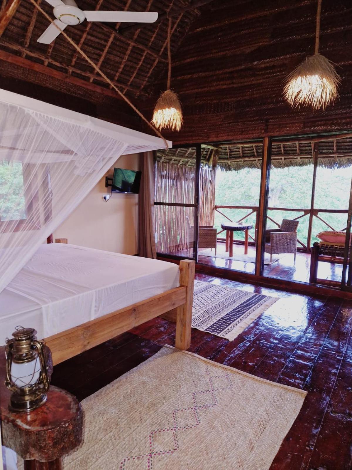 MONKEY MOUNTAIN LODGE