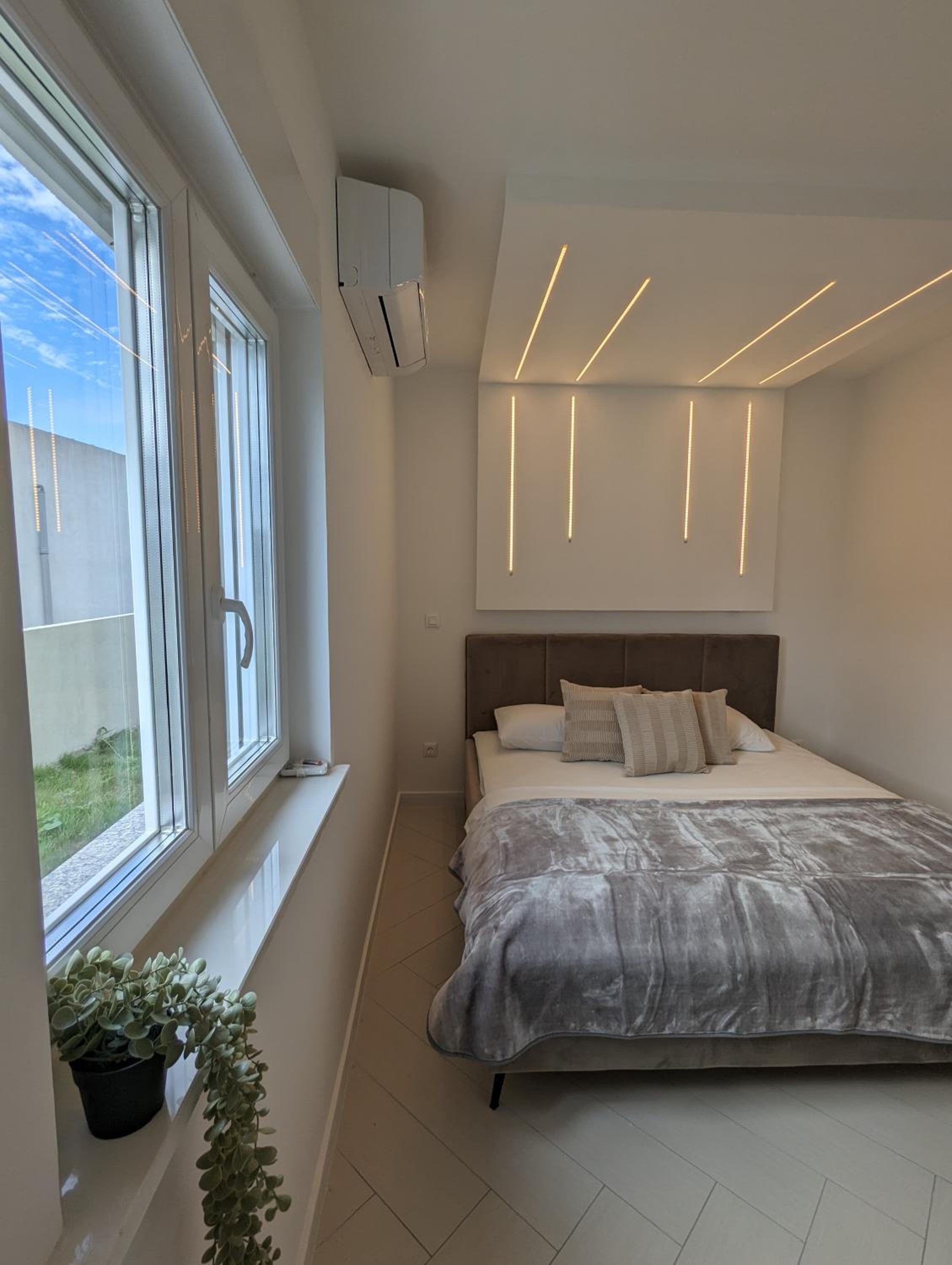 The Luxe Hideaway view 3