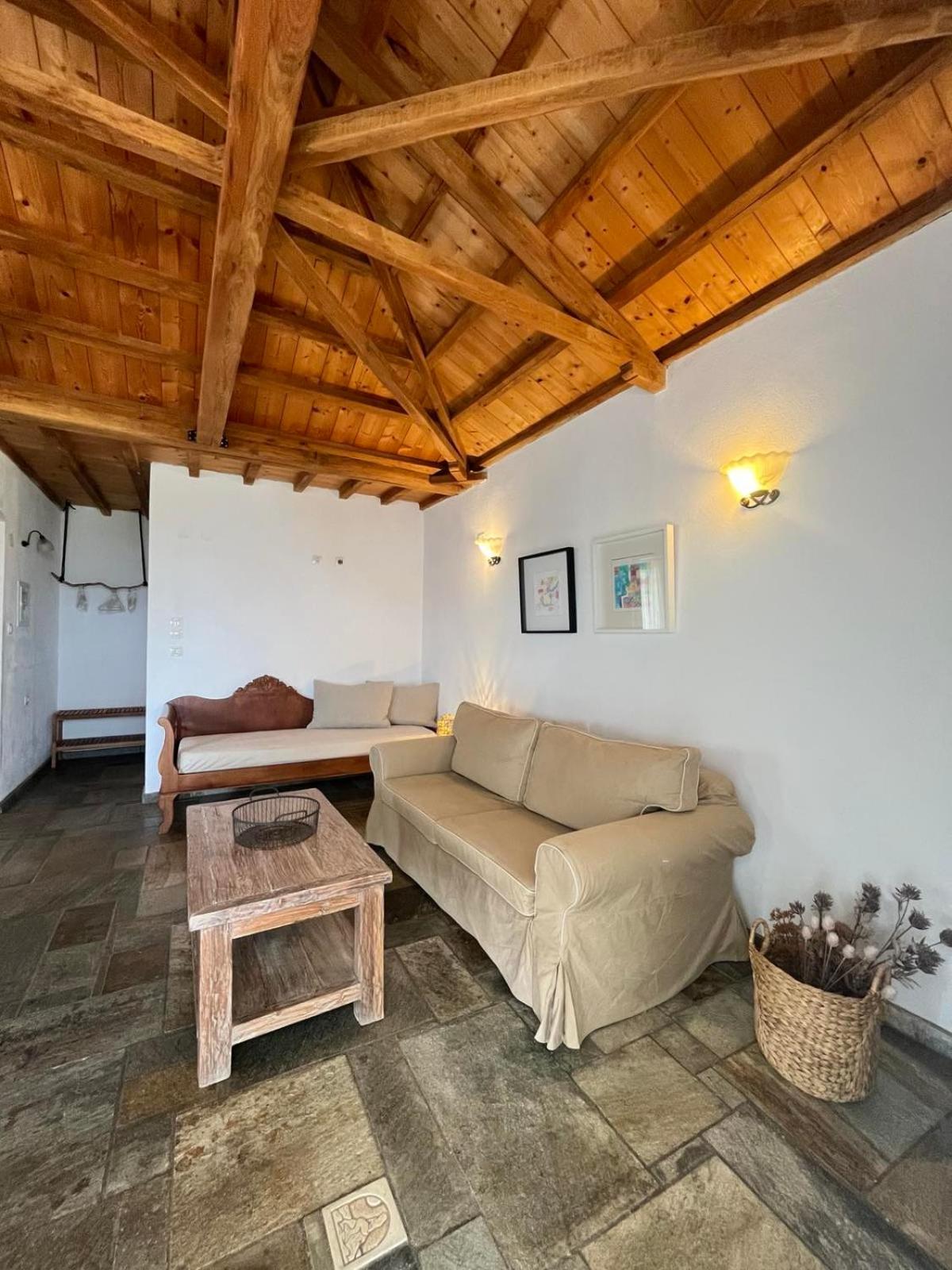 Lithea Villas and Studios by the Sea