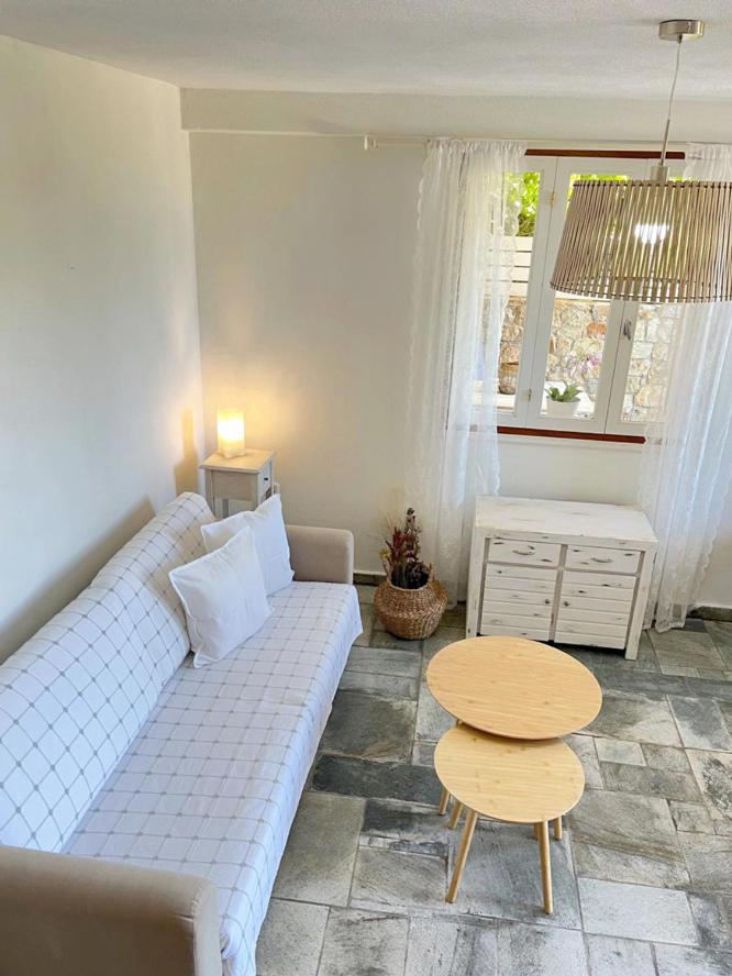 Lithea Villas and Studios by the Sea