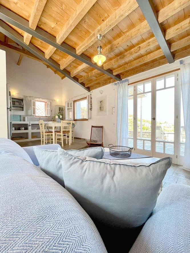 Lithea Villas and Studios by the Sea