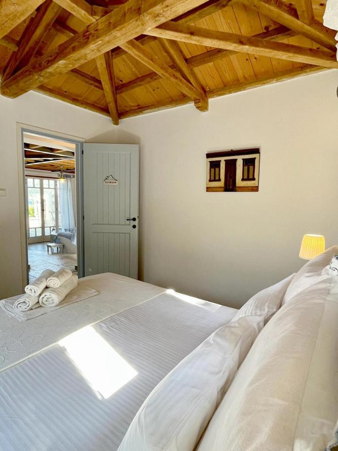 Lithea Villas and Studios by the Sea