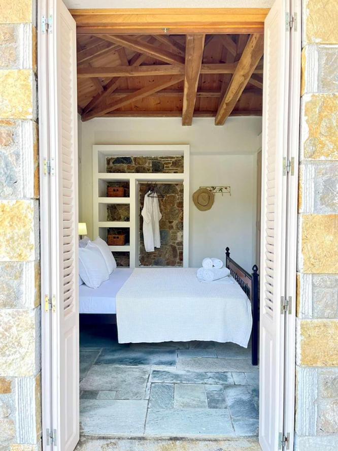 Lithea Villas and Studios by the Sea