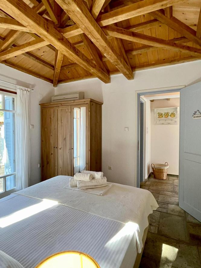 Lithea Villas and Studios by the Sea