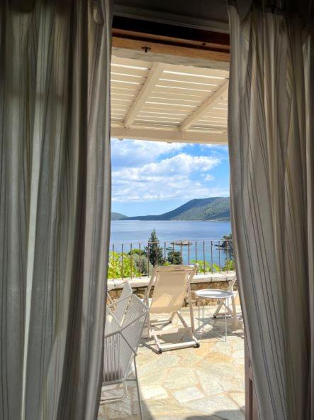Lithea Villas and Studios by the Sea