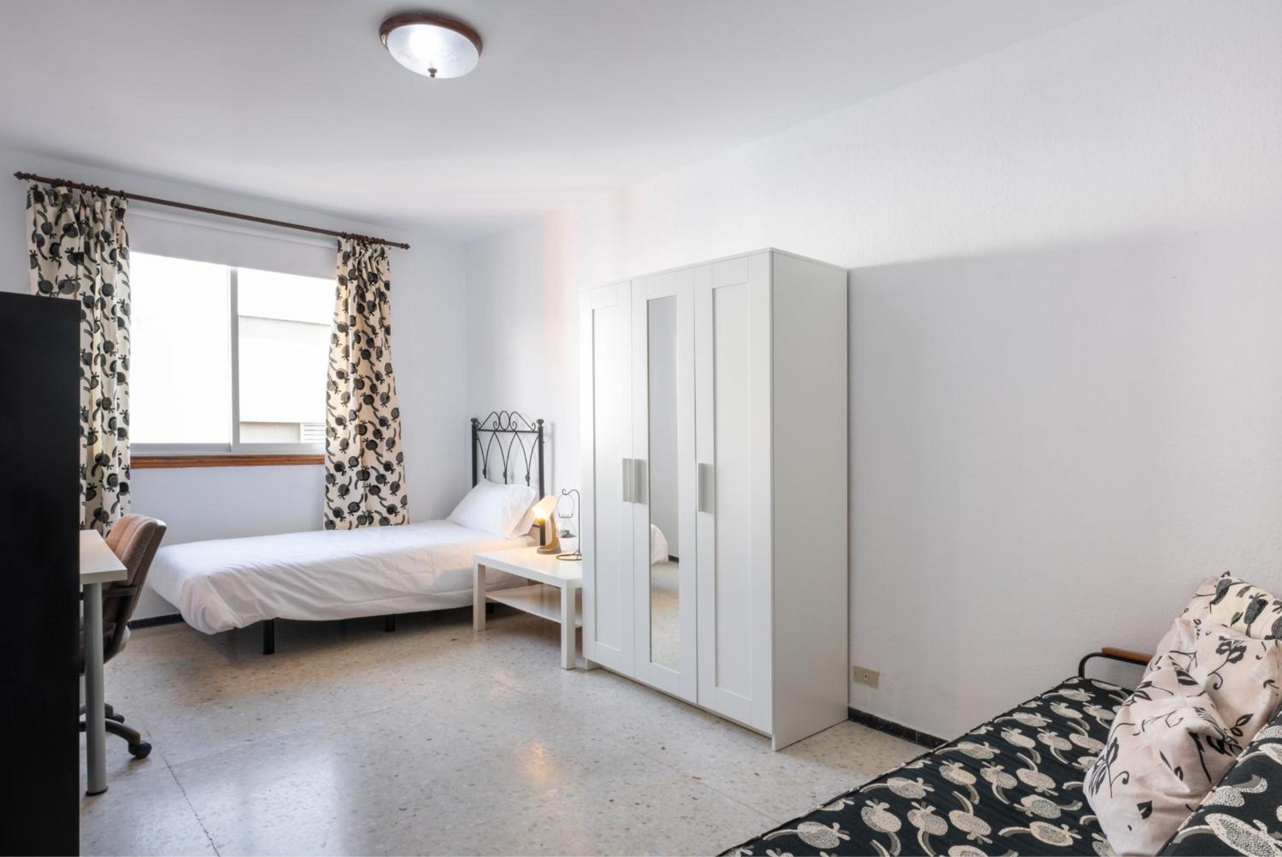 Large Apartment in the Heart of Santa Cruz photo 5