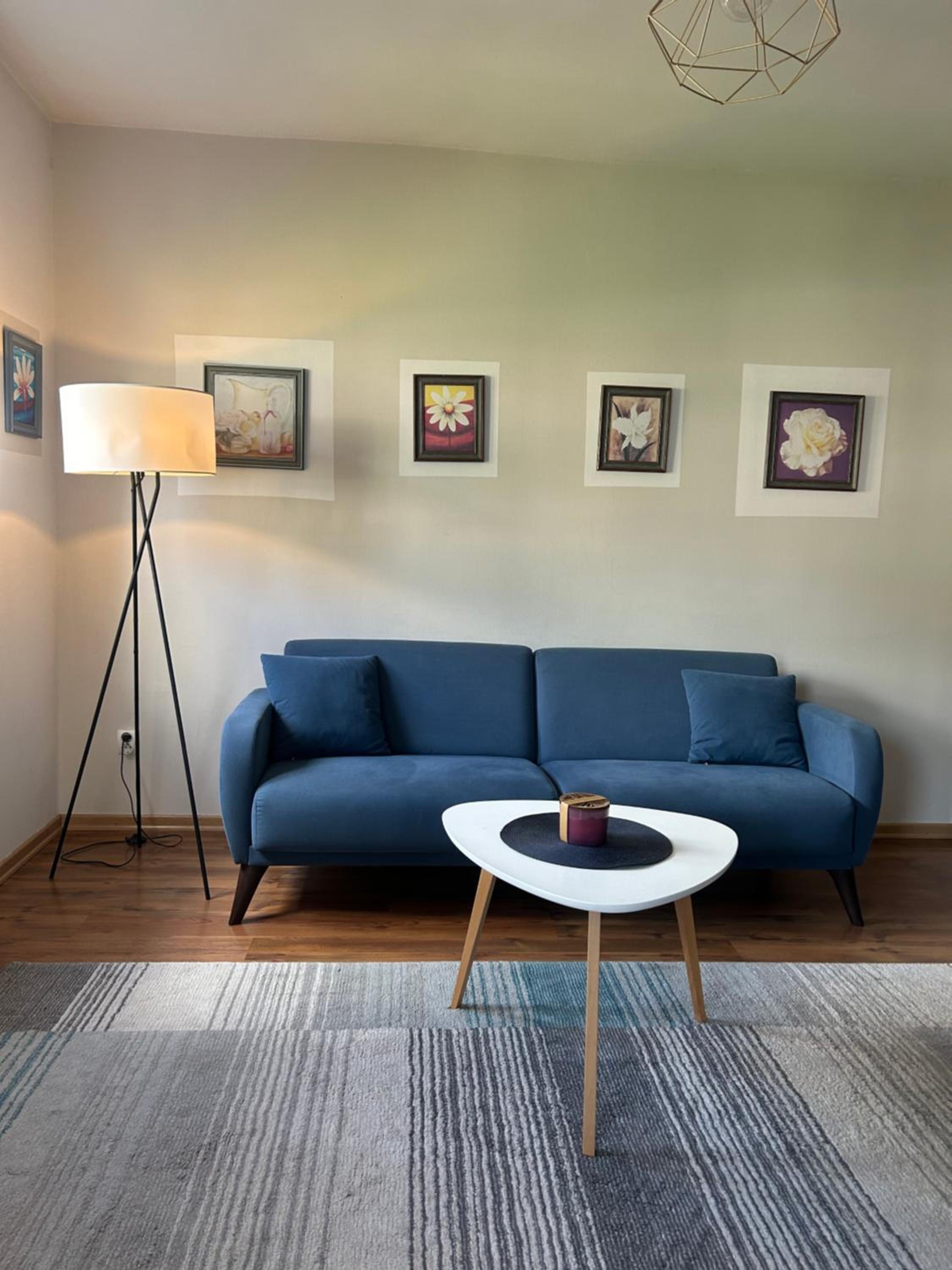 Old Bridge Apartment