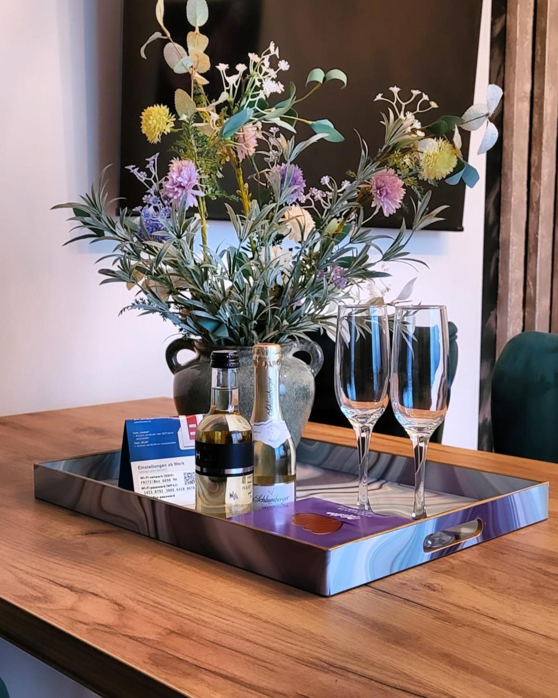 Noor Lux Apartments