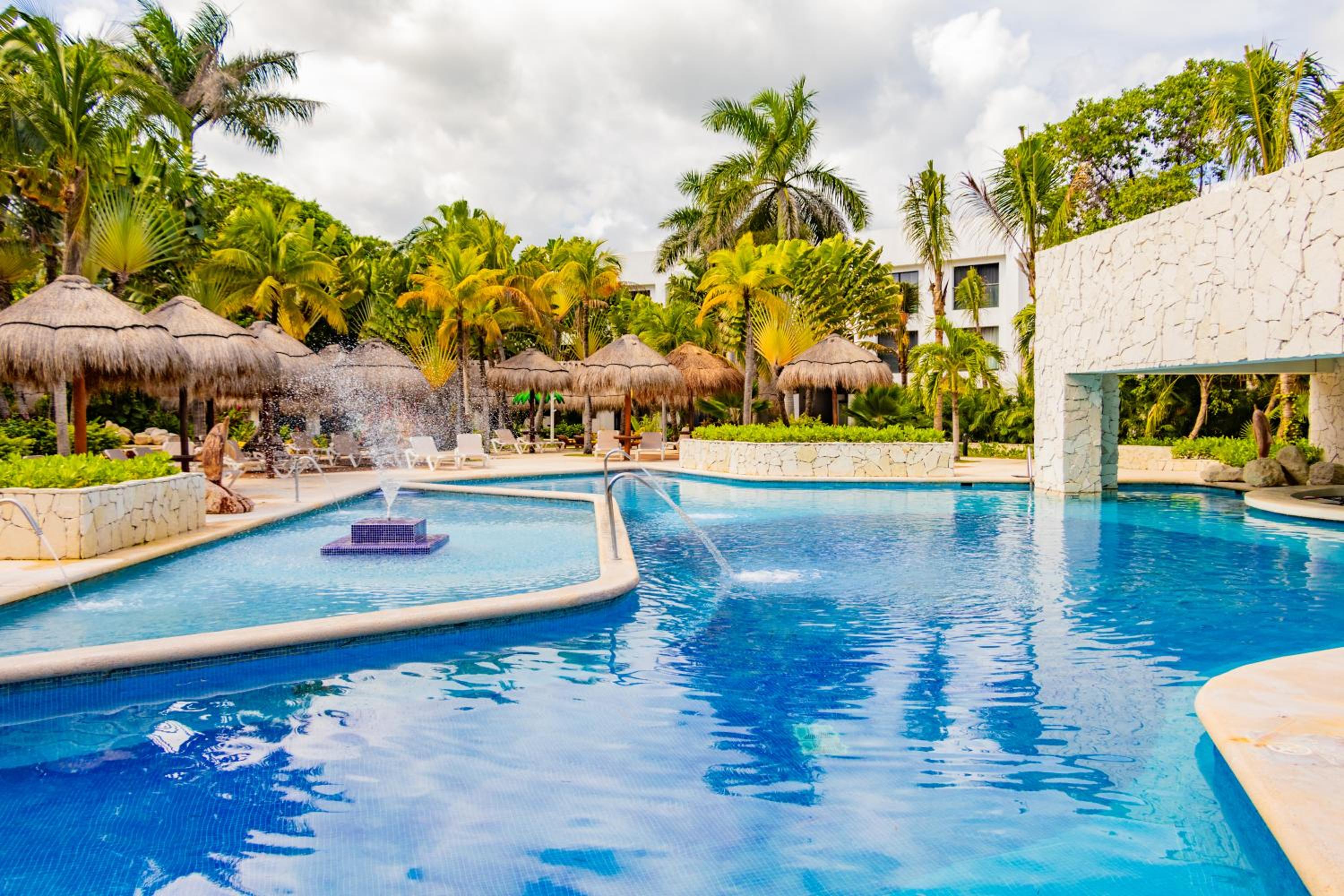The Sens Riviera by Oasis