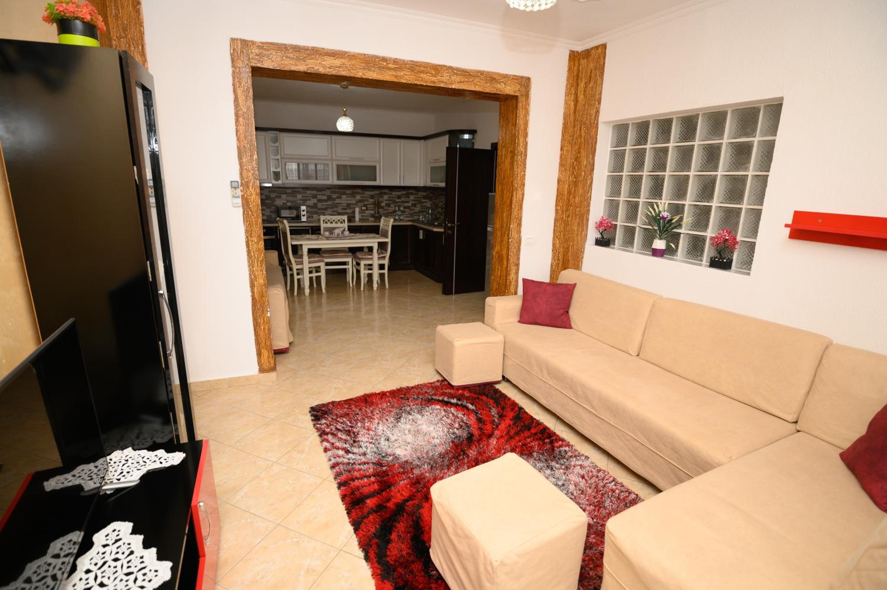 Shuli's Apartments photo 3