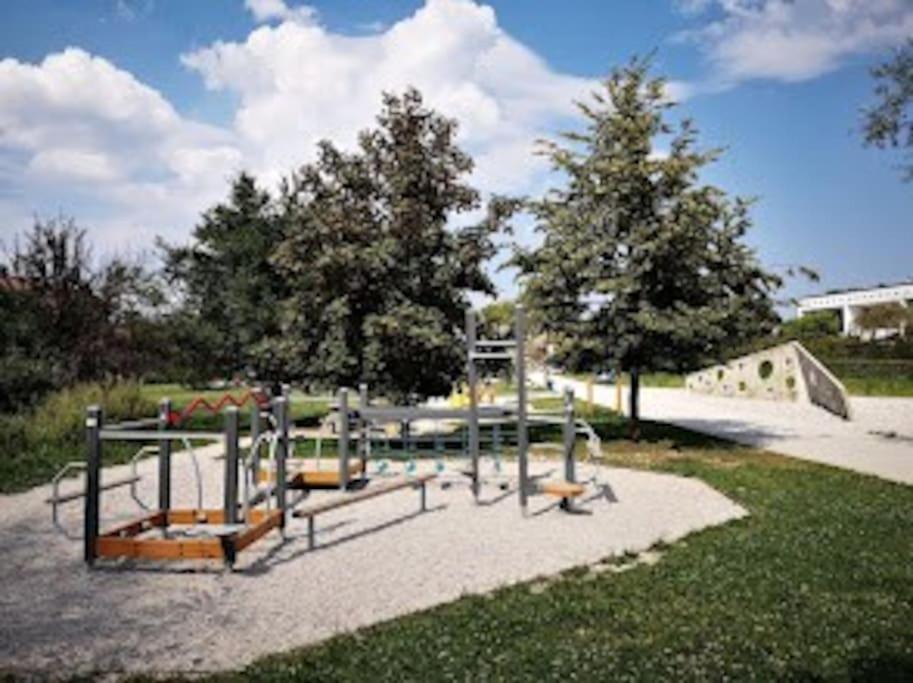 Dreamy nature apartment near city-family friendly, FREE parking view 3