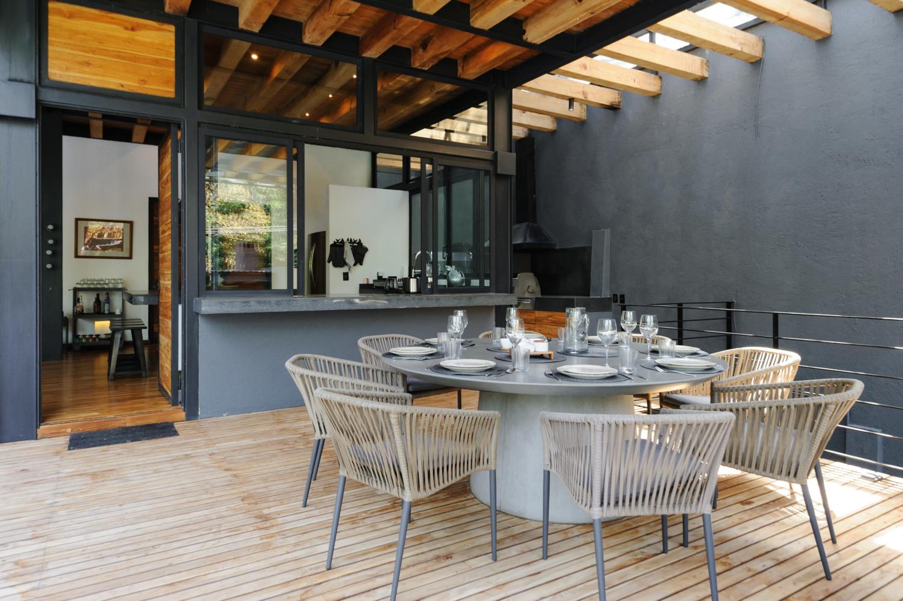 Casa Retiro: With pool and garden in Avándaro view 5
