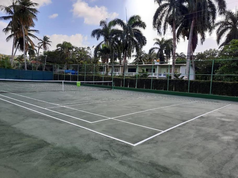 3 BR First Line Beach apt at playa bonita El paraíso building 102 view 3
