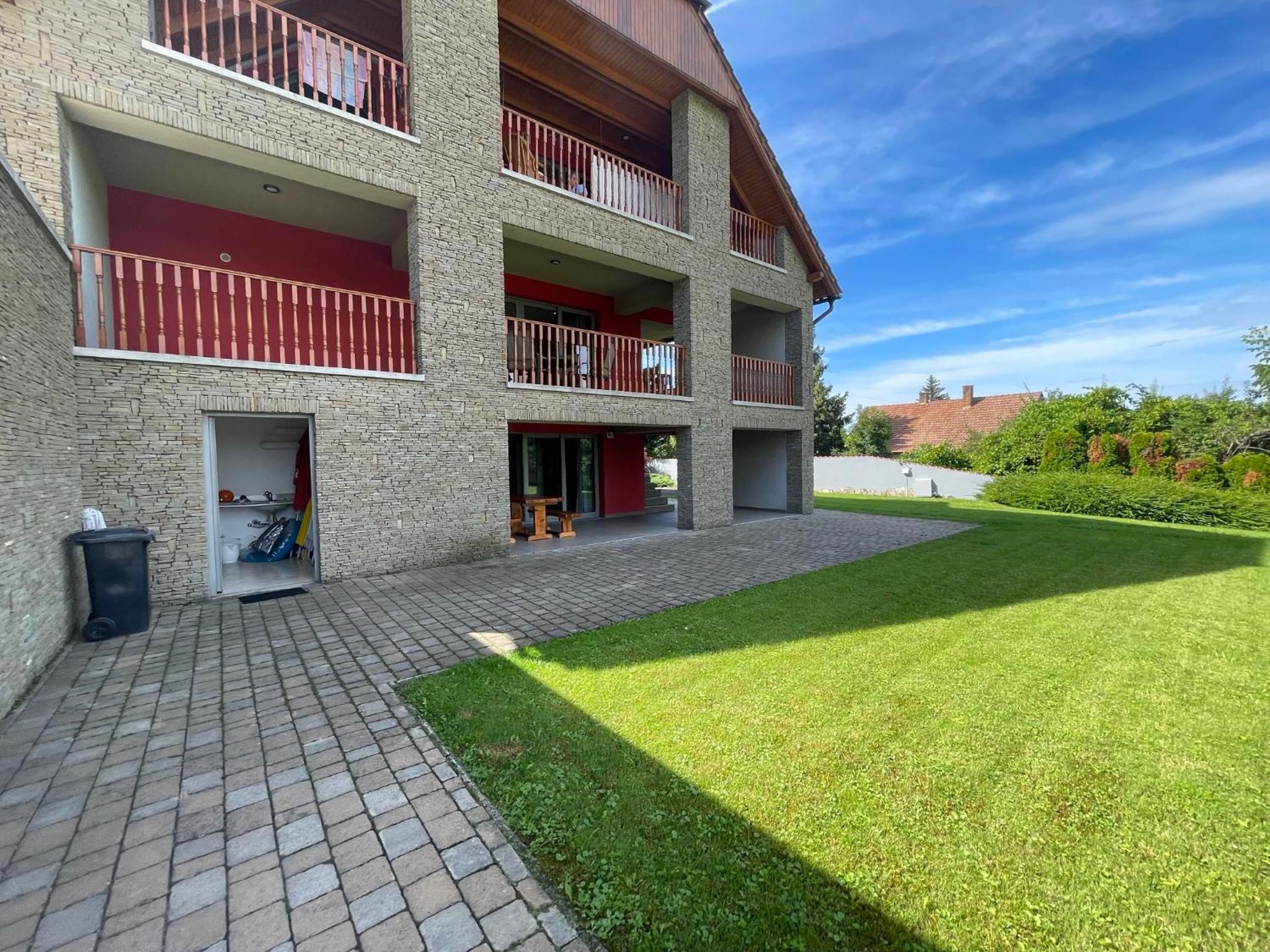Villa Appartments Kislöd with Bio Pool view 2