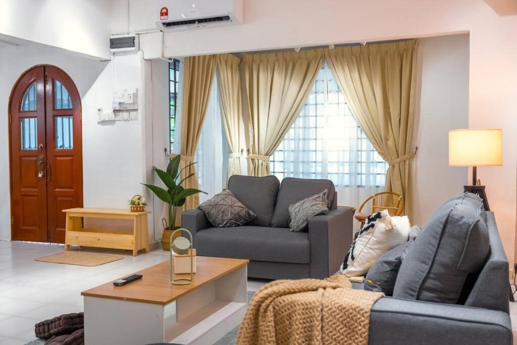 New!14pax,Petaling Jaya Damansara Landed Home next Starling Atria Mall 1U IKEA view 5