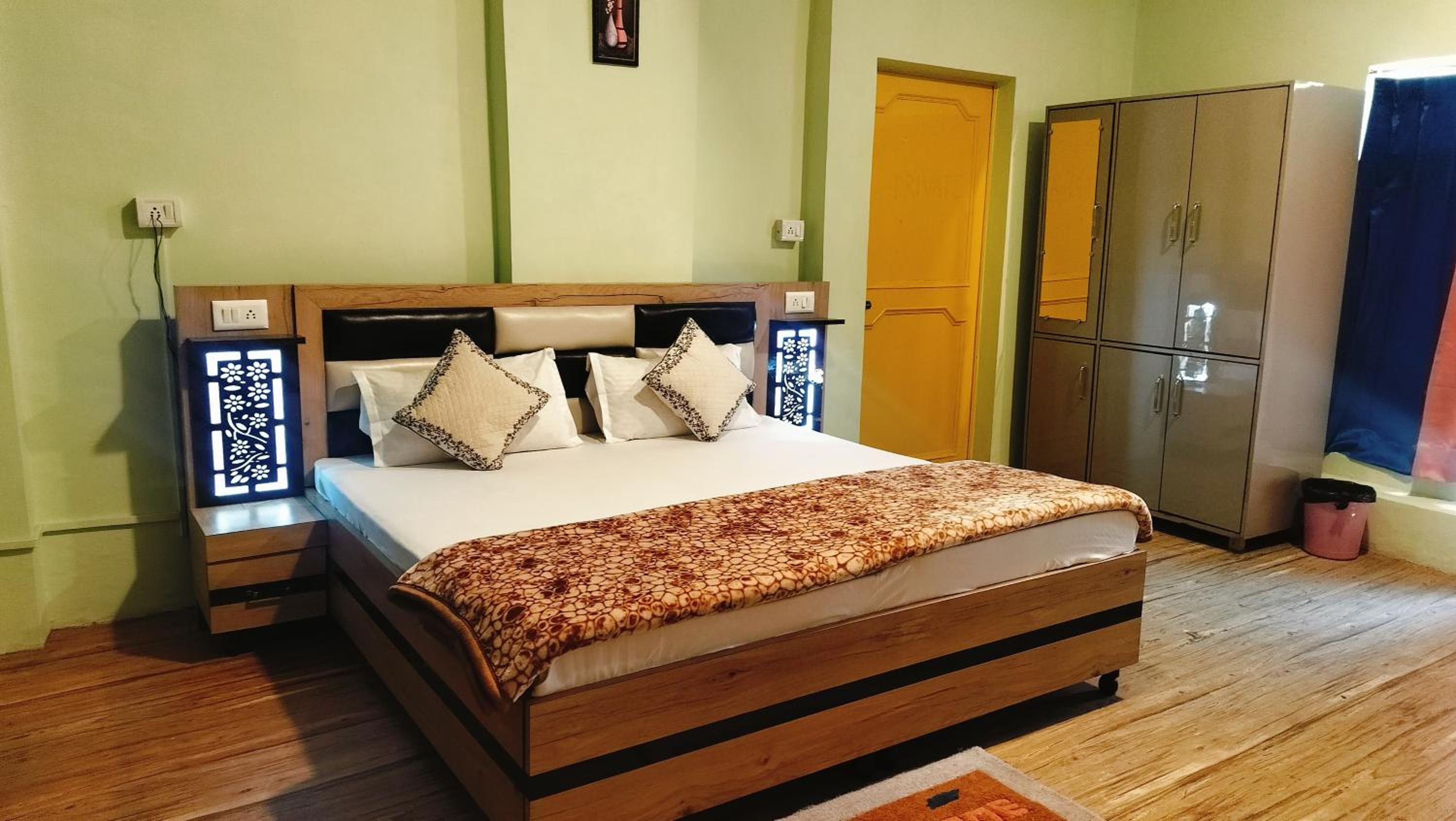 Palampur Paradise