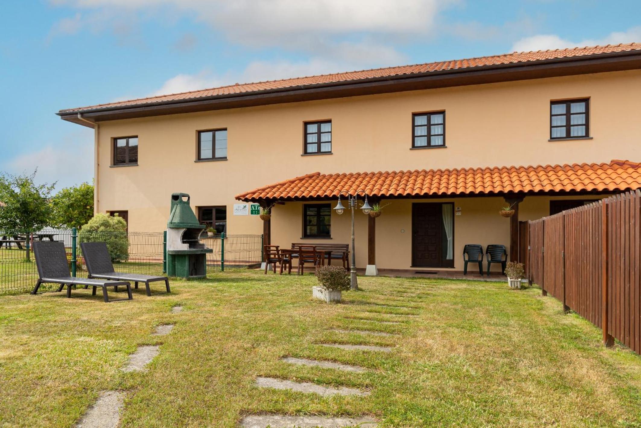 Apartamentos Rurales El Acebo