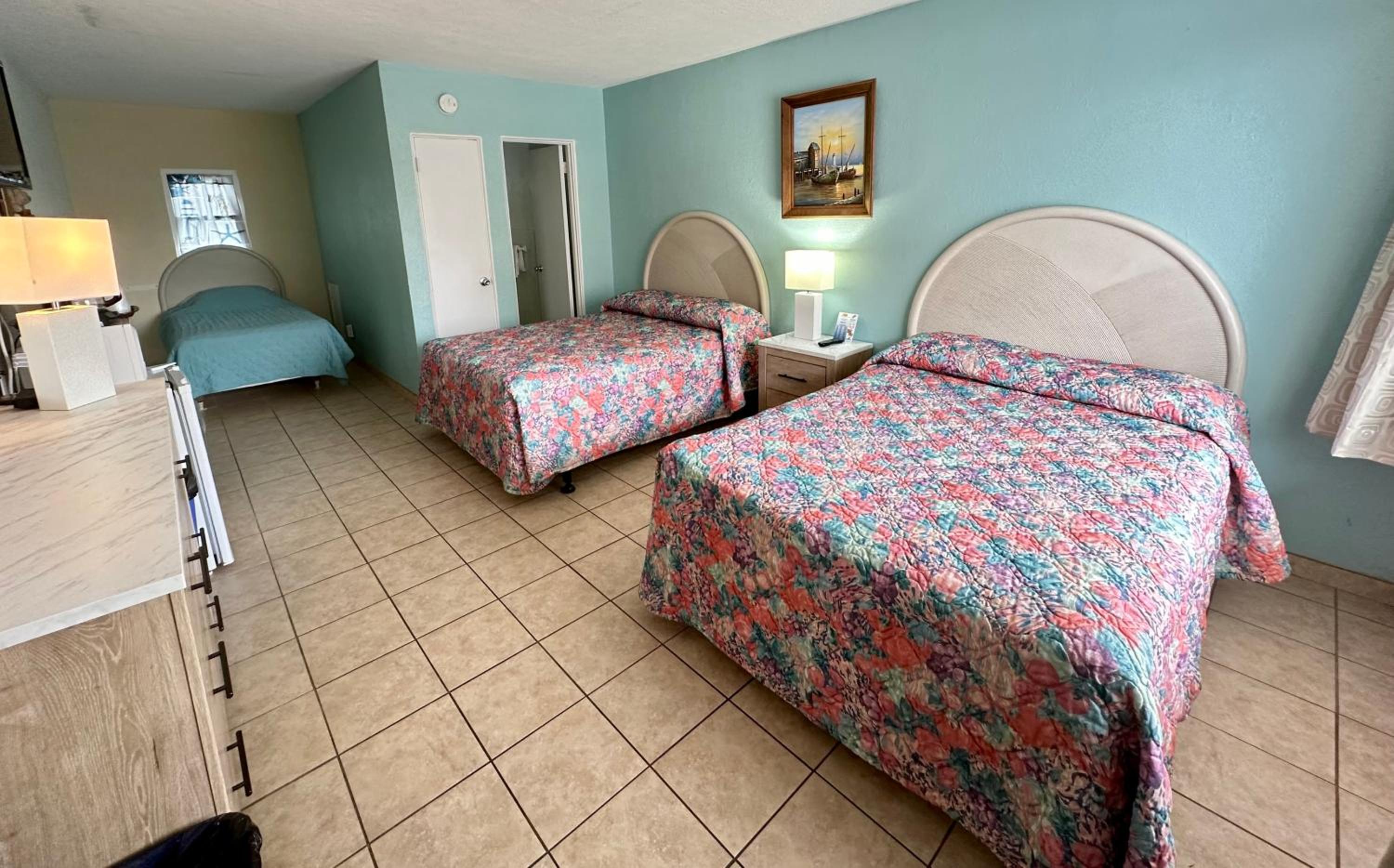 Beach Colony Motel