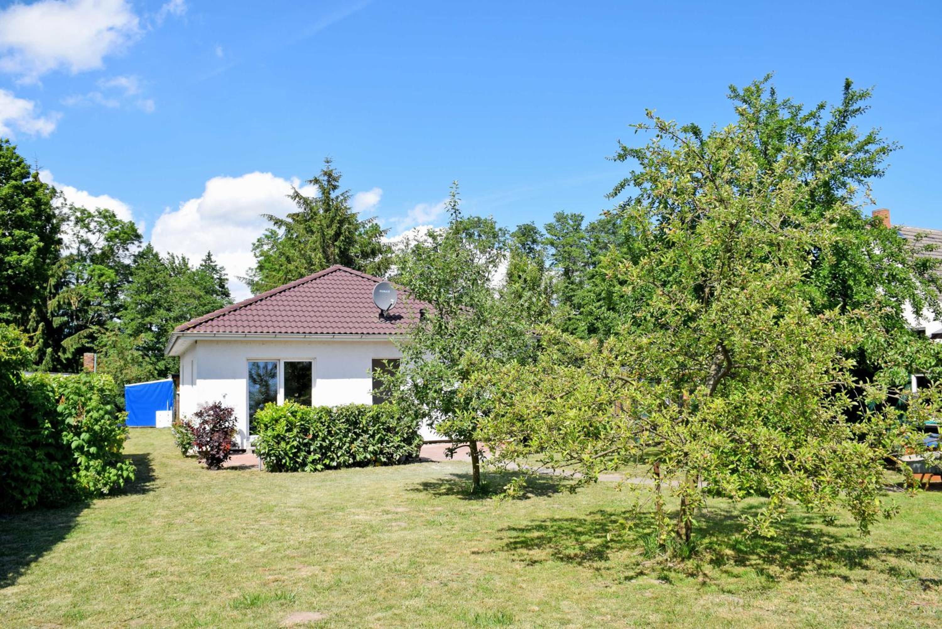 Ferienhaus Falkenhagen mit Garten view 3