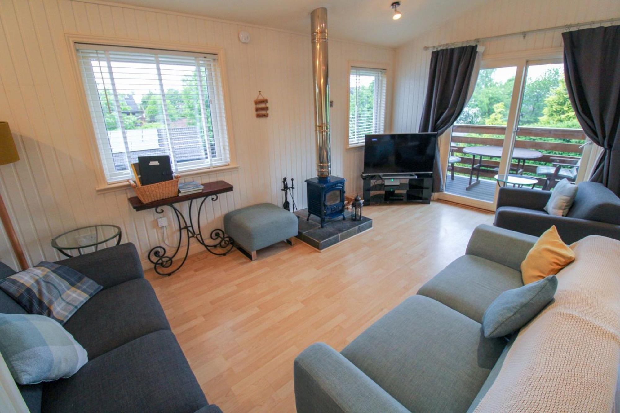 Sparrows Nest, Yanwath a dog friendly lodge only 10 minute drive to Lake Ullswater