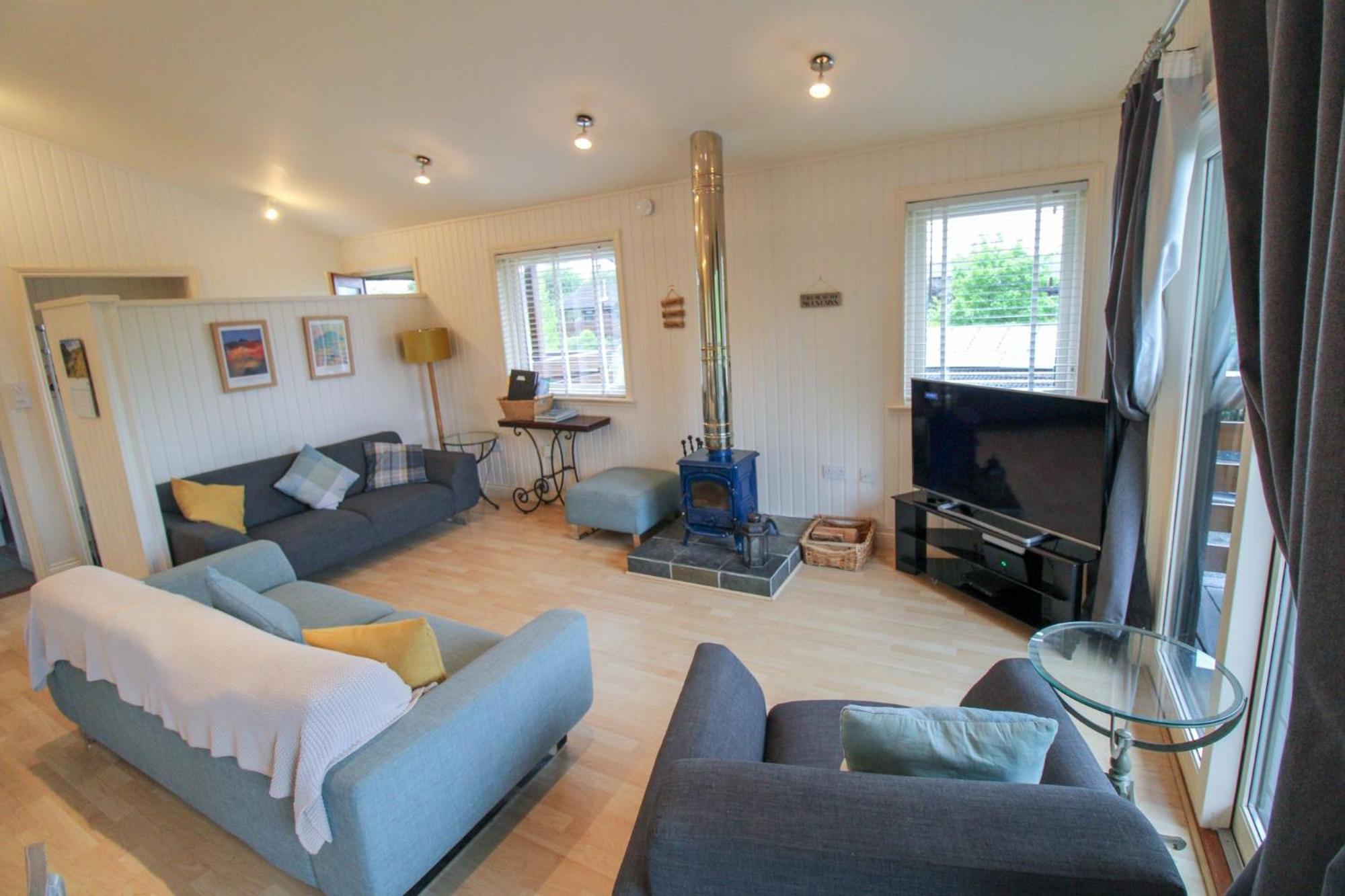 Sparrows Nest, Yanwath a dog friendly lodge only 10 minute drive to Lake Ullswater