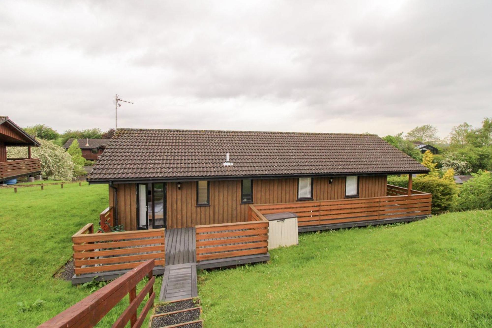 Sparrows Nest, Yanwath a dog friendly lodge only 10 minute drive to Lake Ullswater