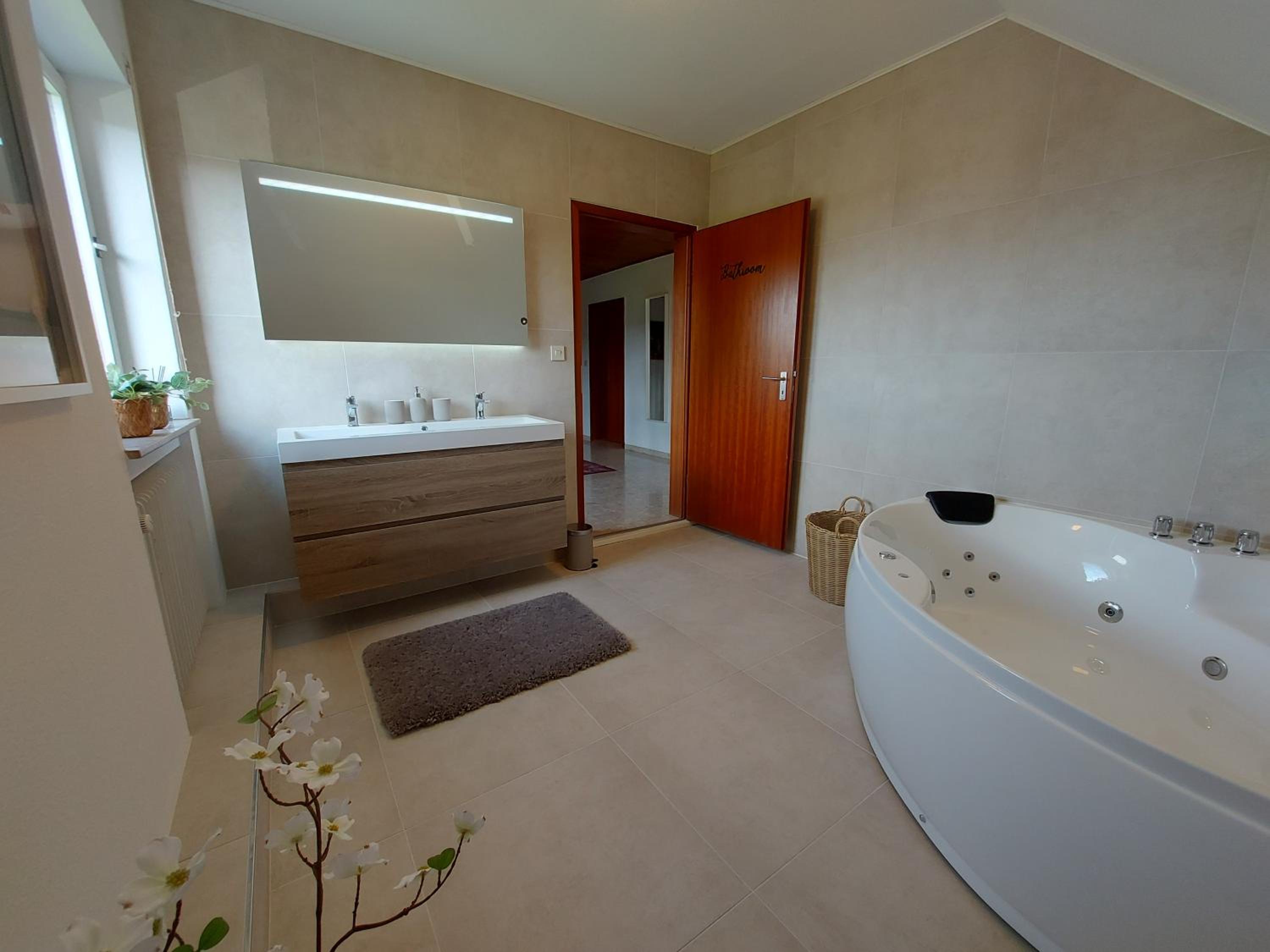 Ferienhaus Hescheld With Private Jacuzzi