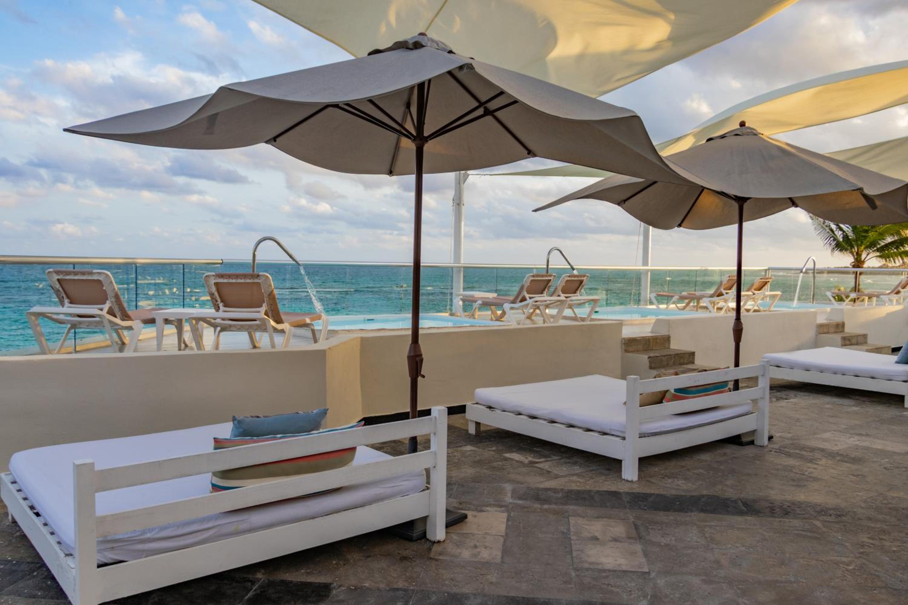 The Sens Riviera by Oasis