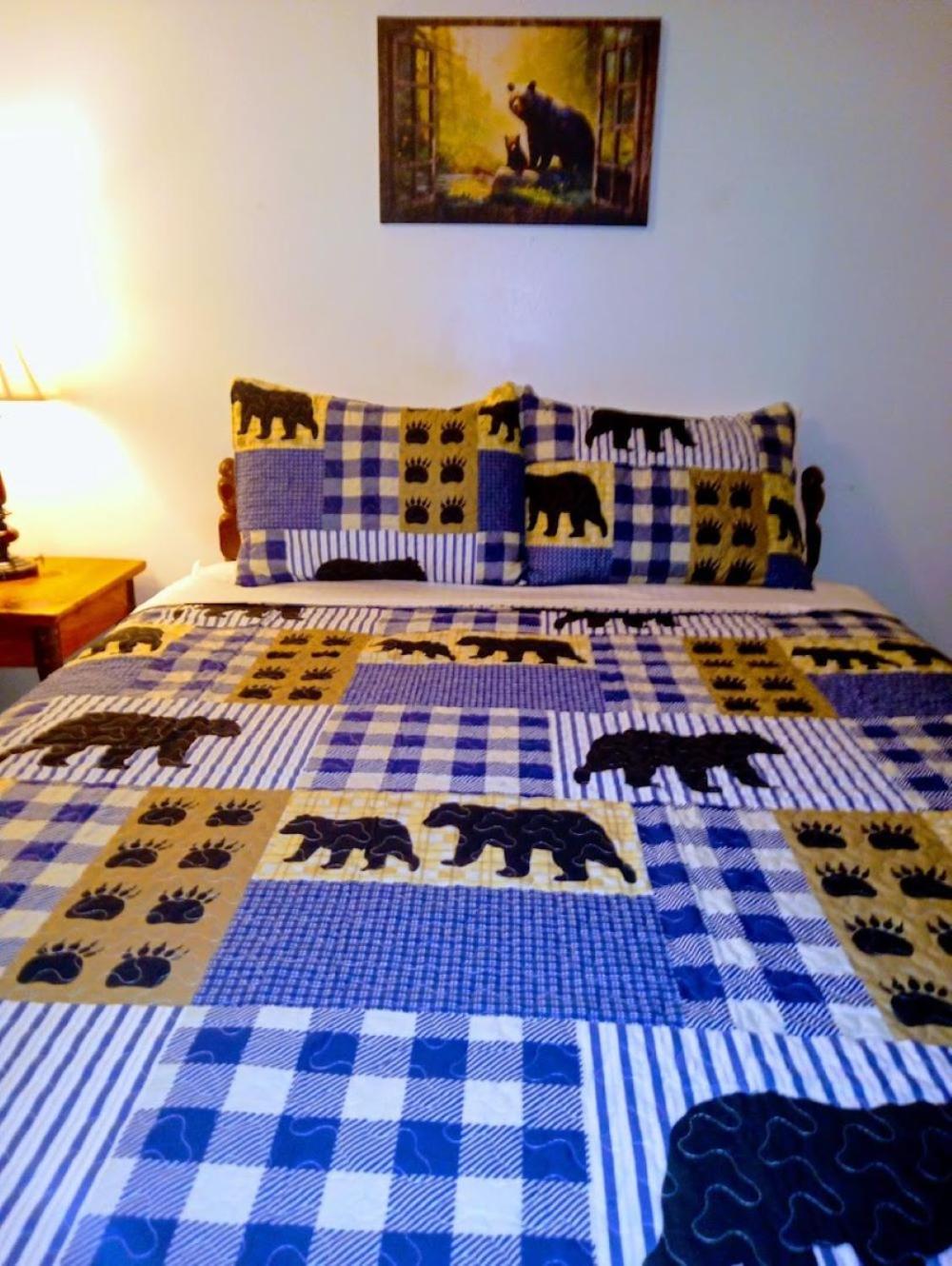 The Evening Shade River Lodge and Cabins