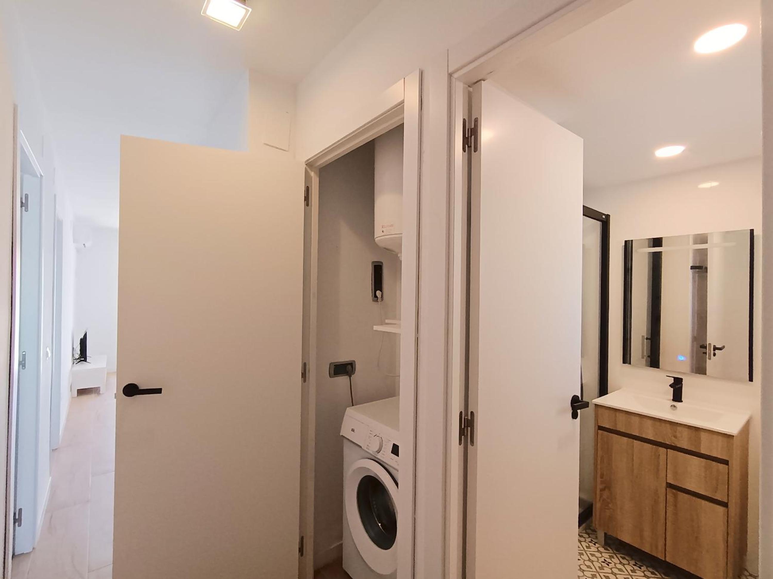 AyF MODERNO Y LUMINOSO APARTAMENTO