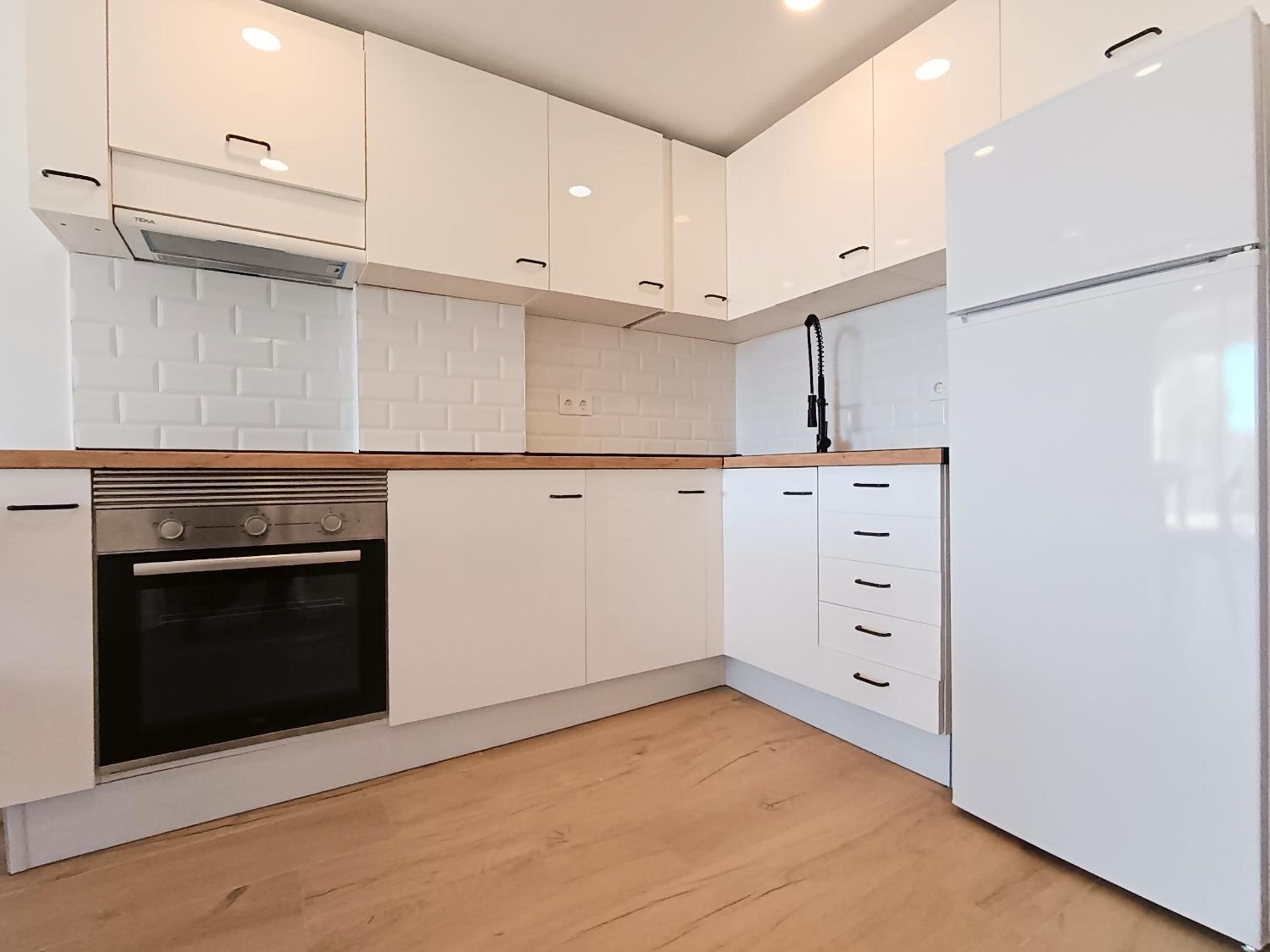 AyF MODERNO Y LUMINOSO APARTAMENTO