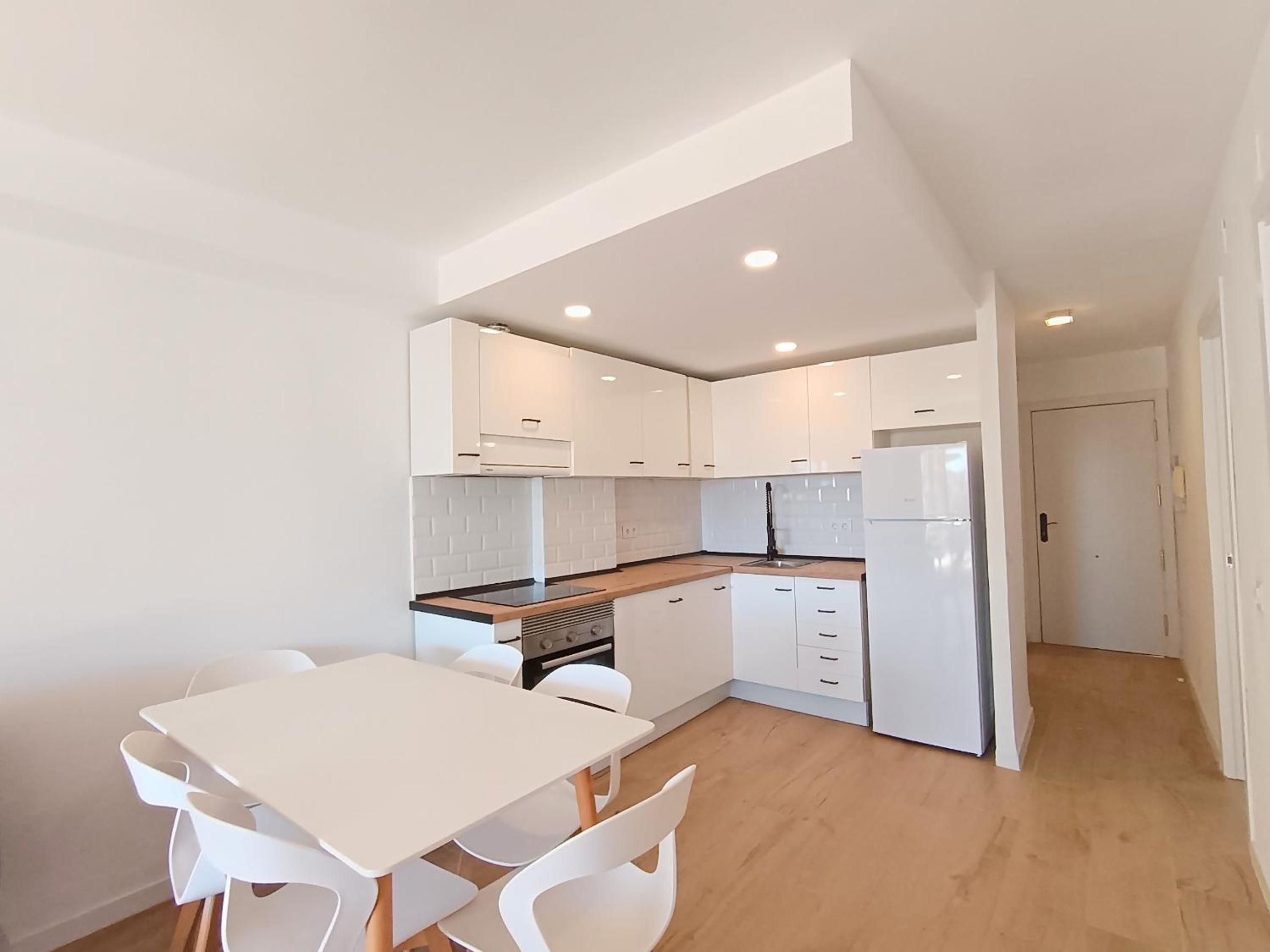 AyF MODERNO Y LUMINOSO APARTAMENTO