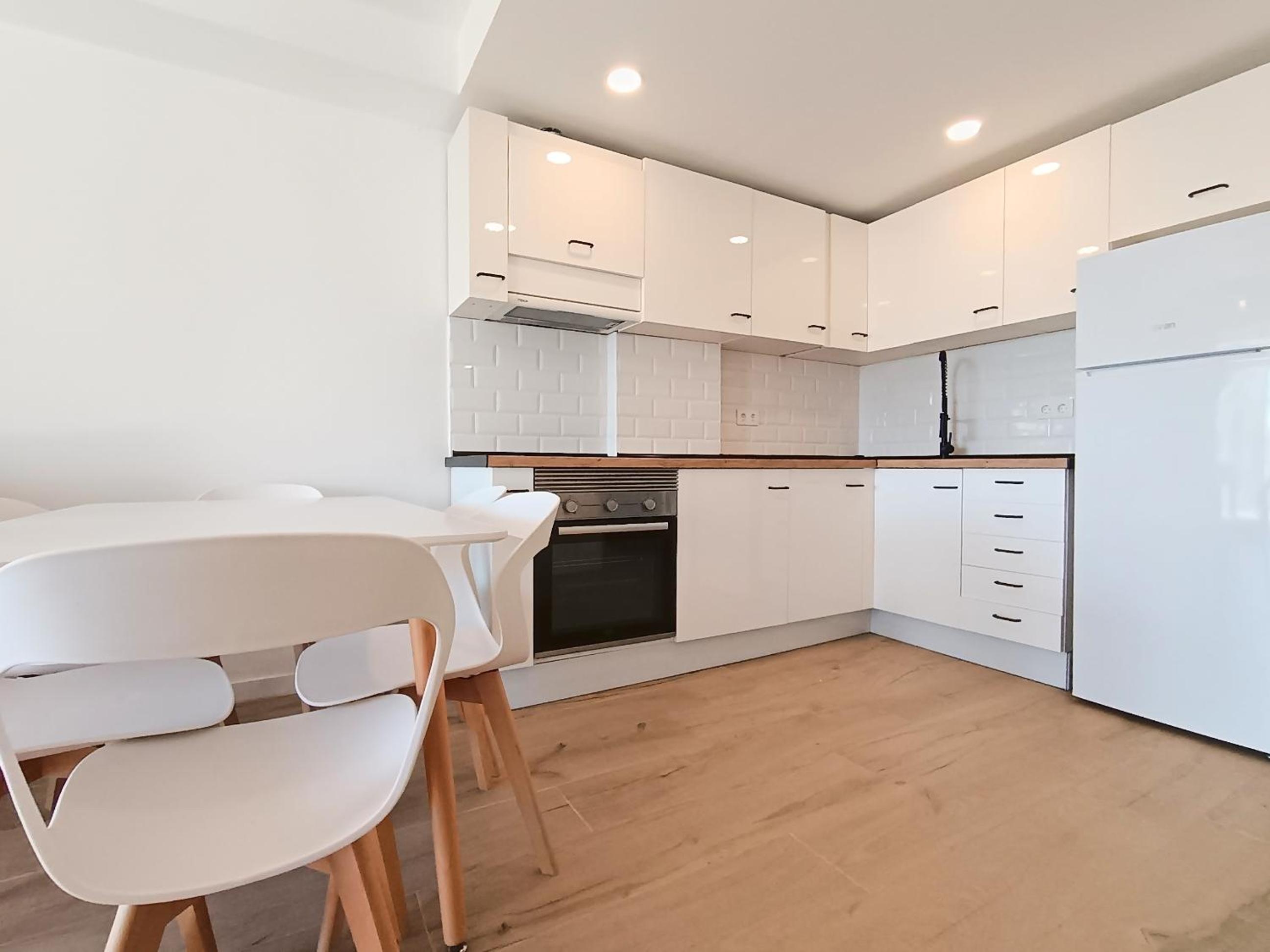 AyF MODERNO Y LUMINOSO APARTAMENTO