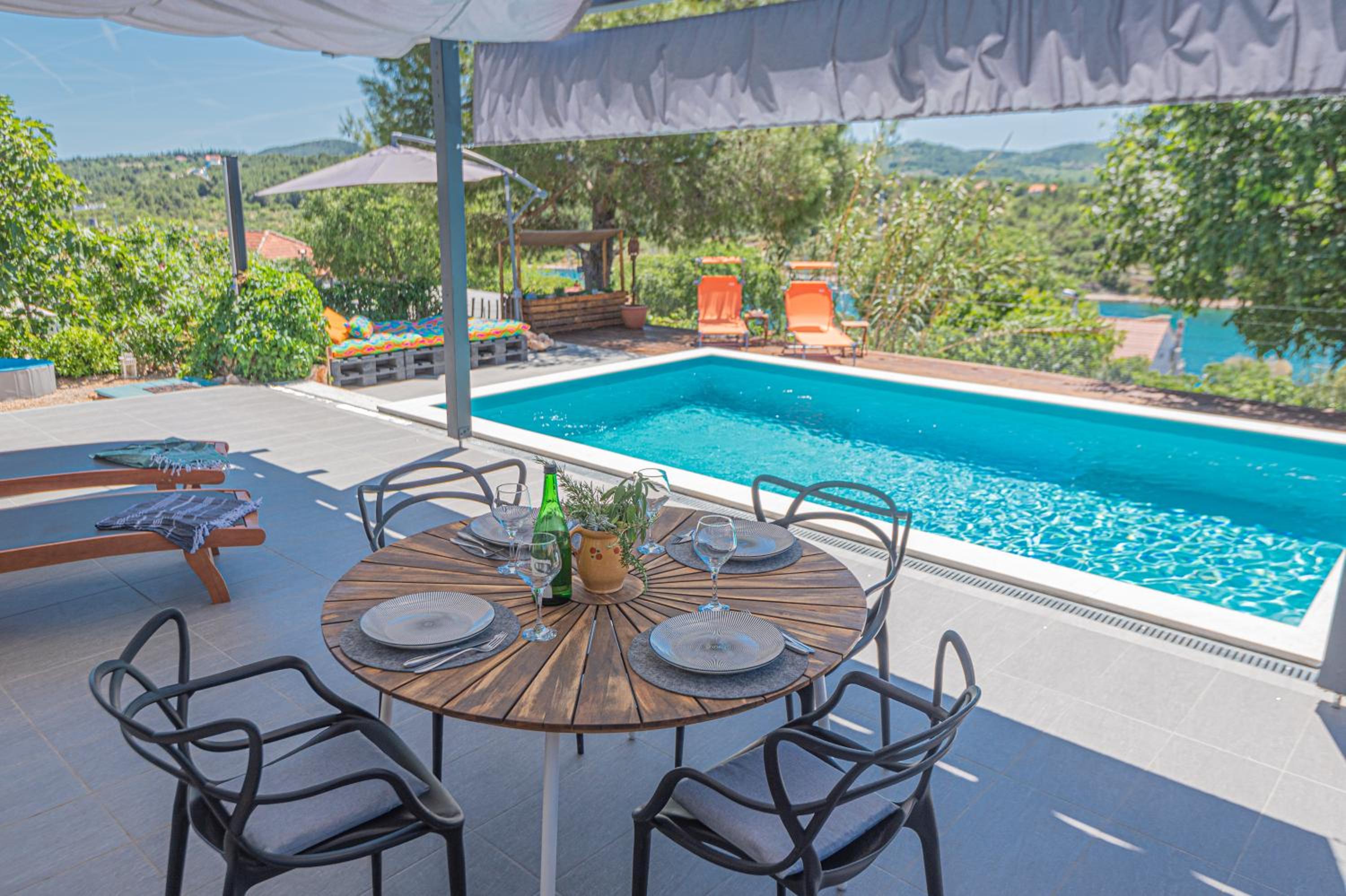Kuća Mali Raj - Little Paradise view 2