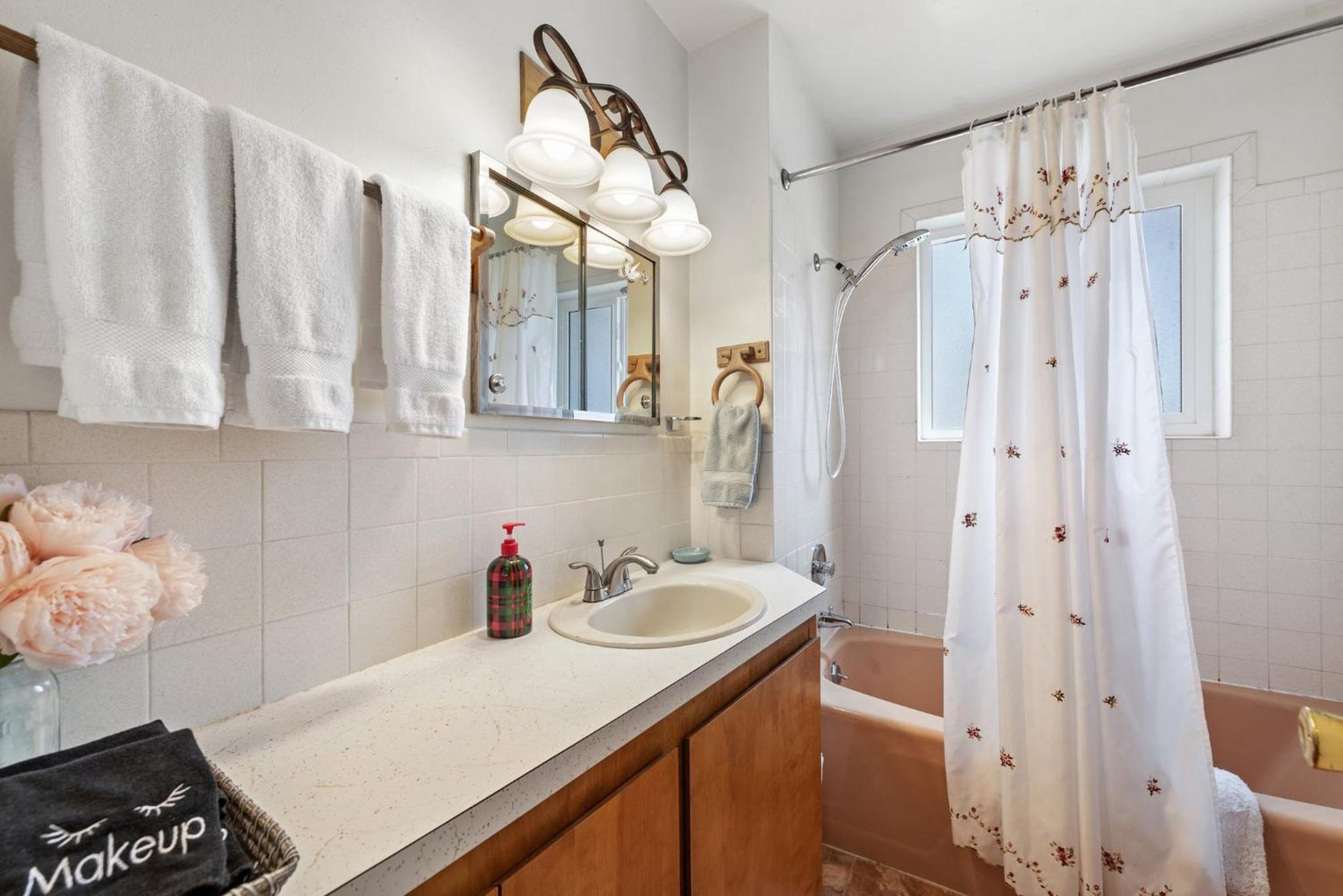 Baker City Vacations - The Chick Inn - Property Image 37