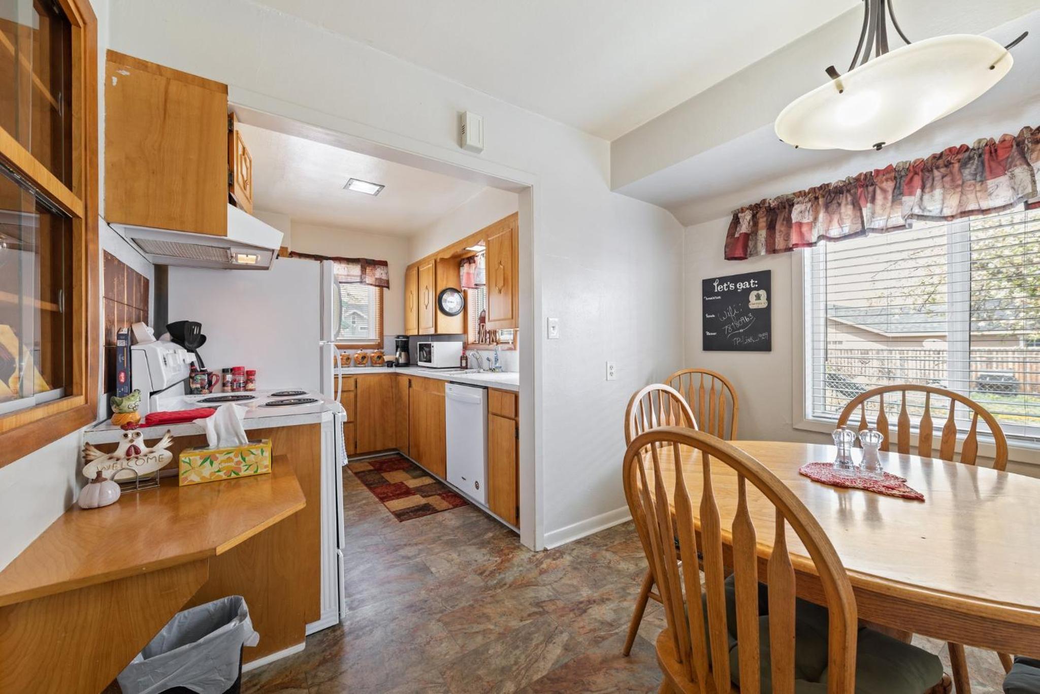 Baker City Vacations - The Chick Inn - Property Image 30